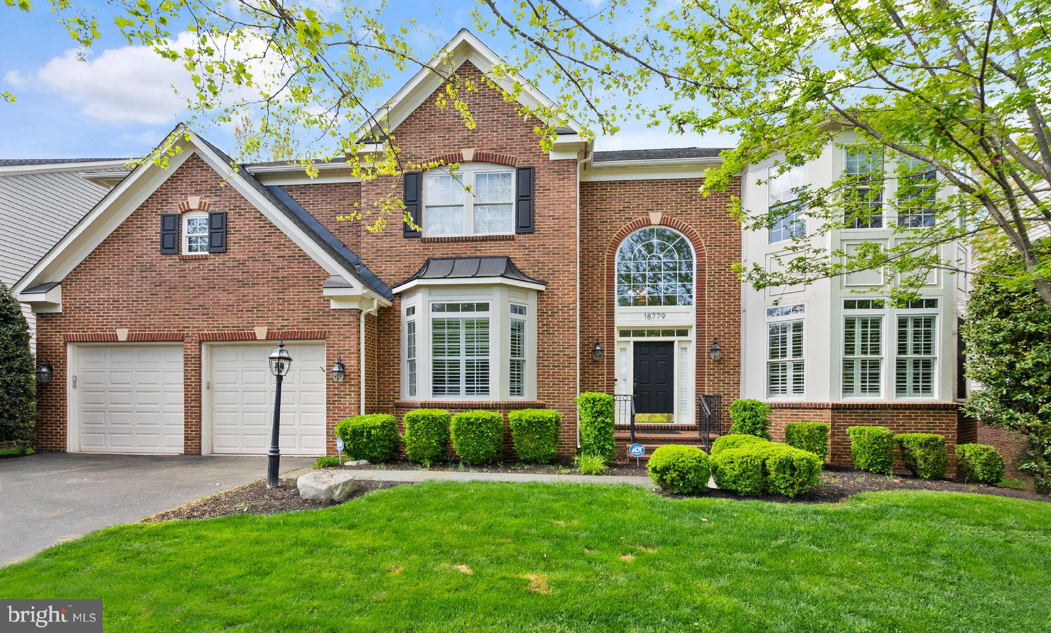 LANSDOWNE ON THE POTOMAC - Residential