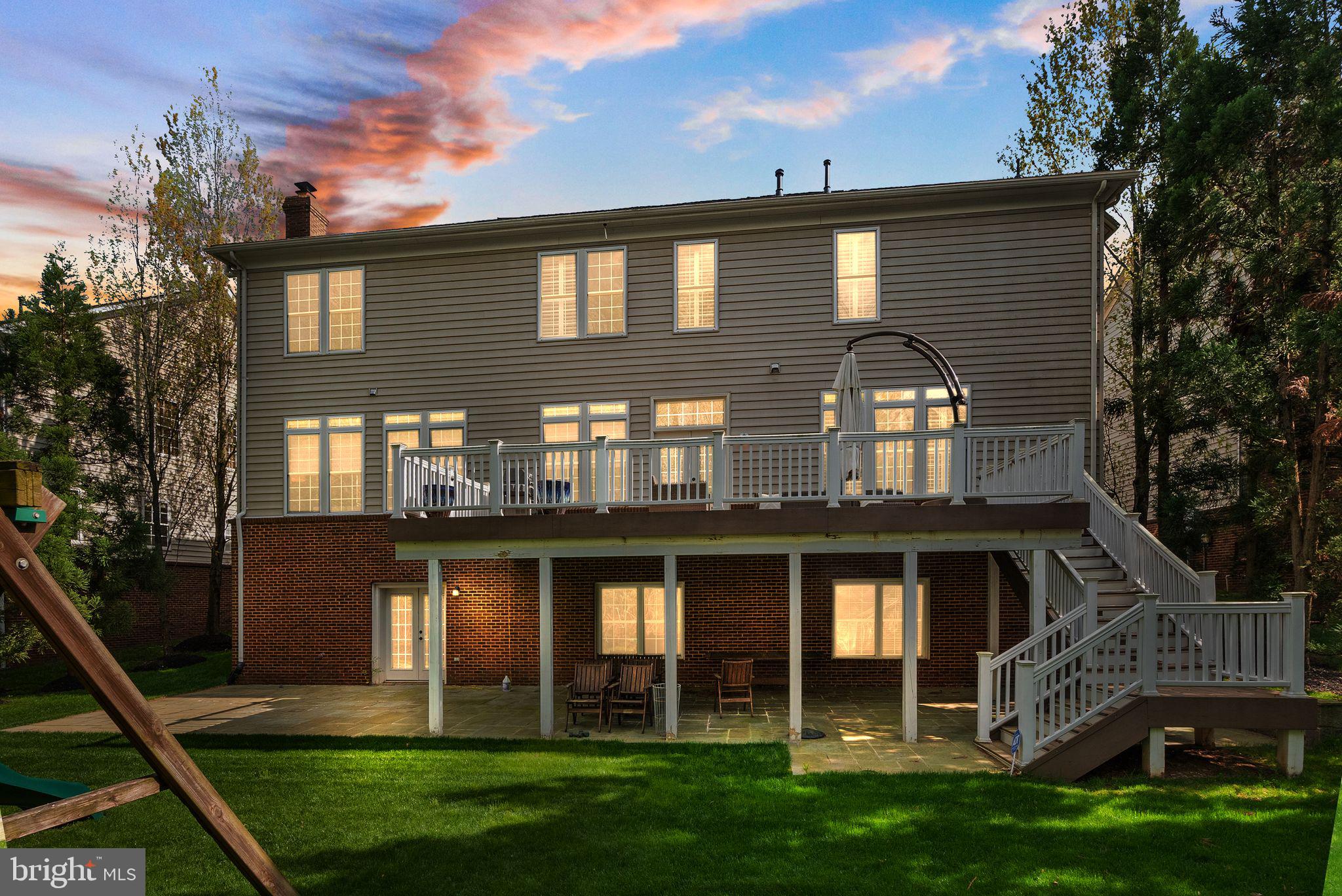 LANSDOWNE ON THE POTOMAC - Residential