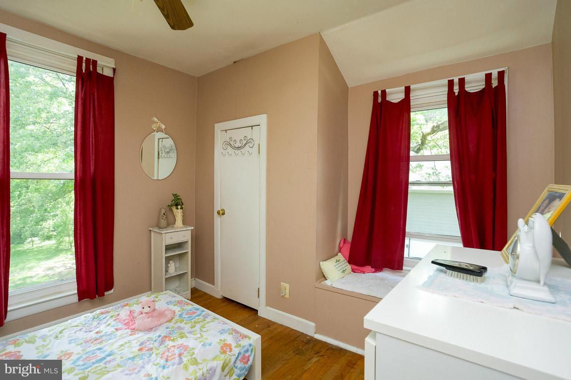 PARKVILLE - Residential