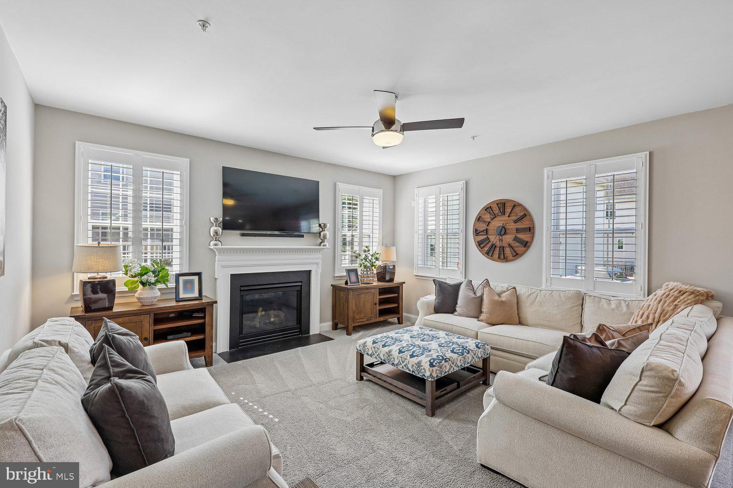 HIGHLAND MEADOWS - Residential