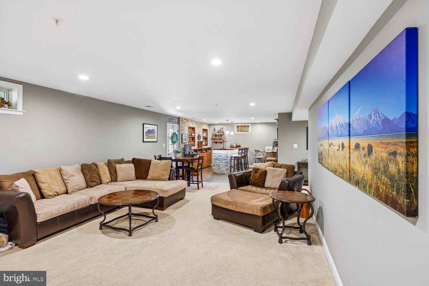 HIGHLAND MEADOWS - Residential