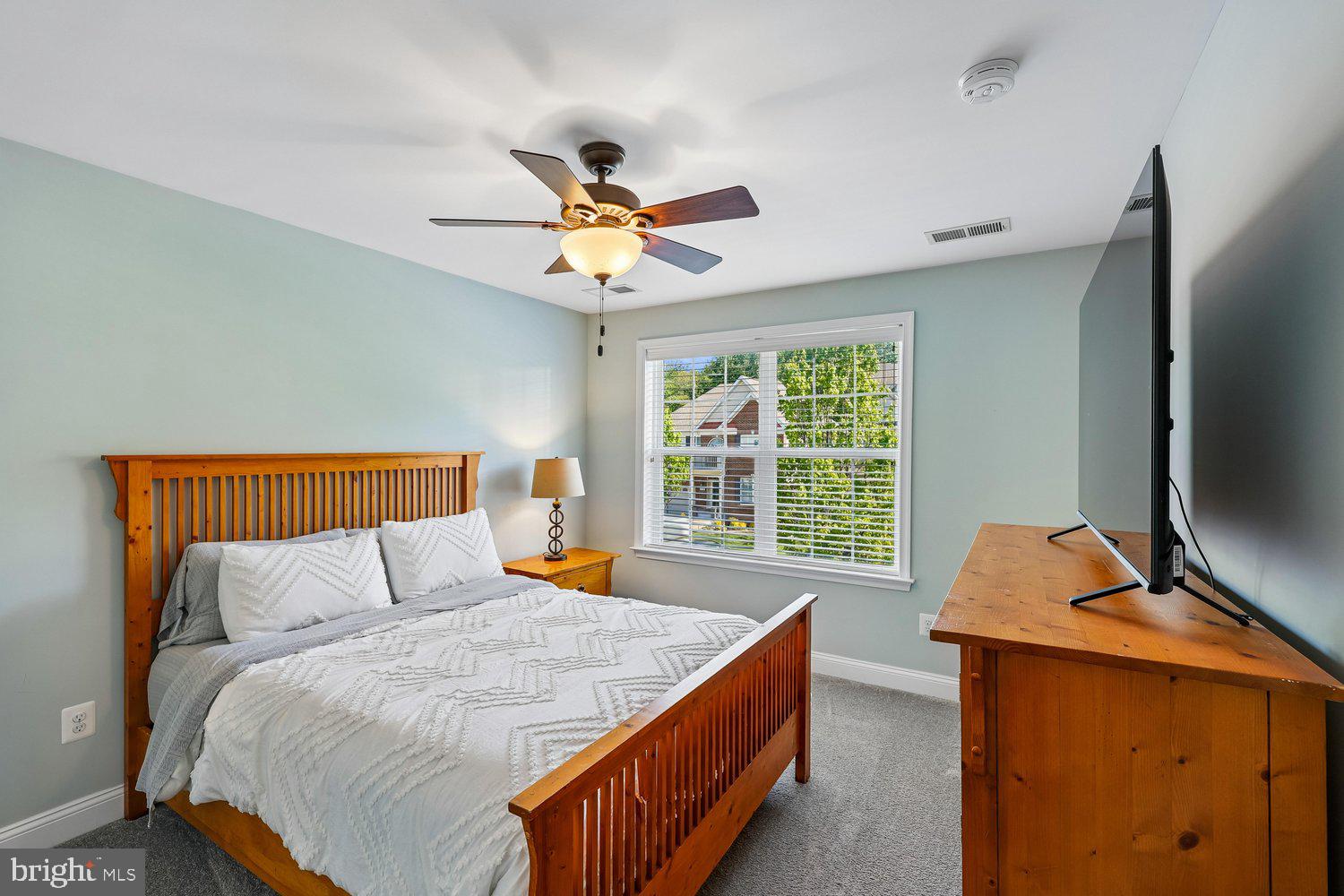 HIGHLAND MEADOWS - Residential