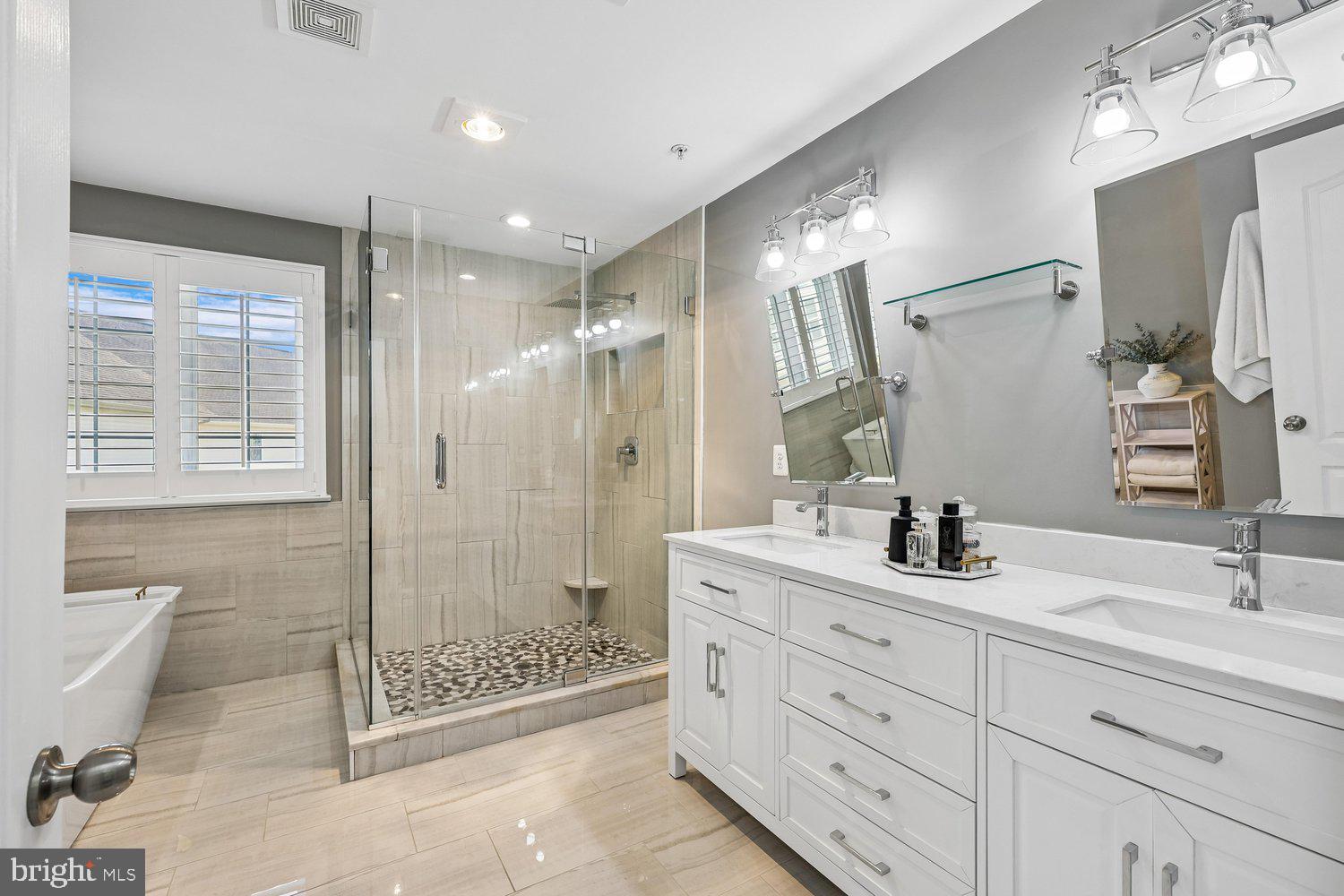 HIGHLAND MEADOWS - Residential