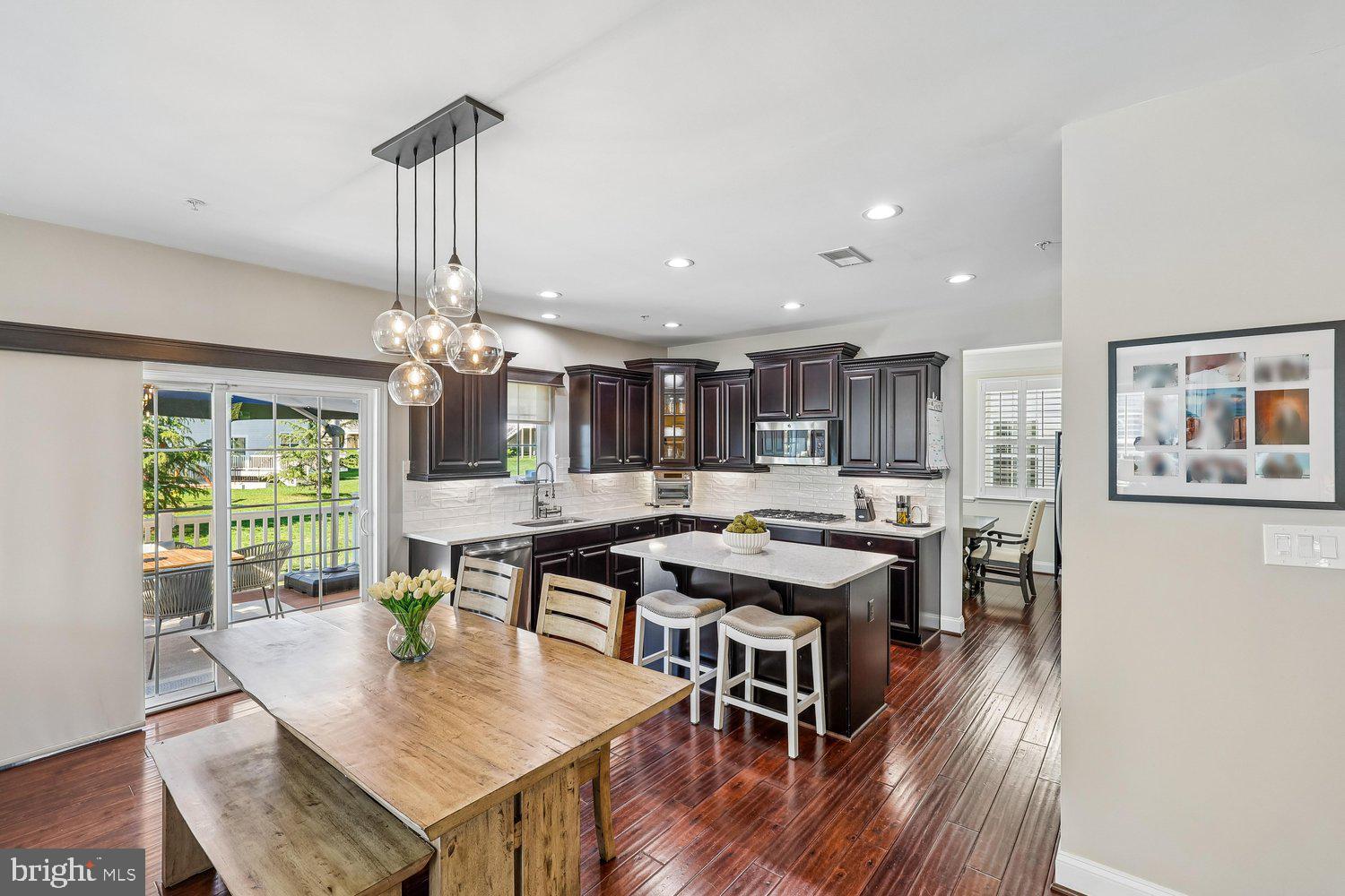 HIGHLAND MEADOWS - Residential