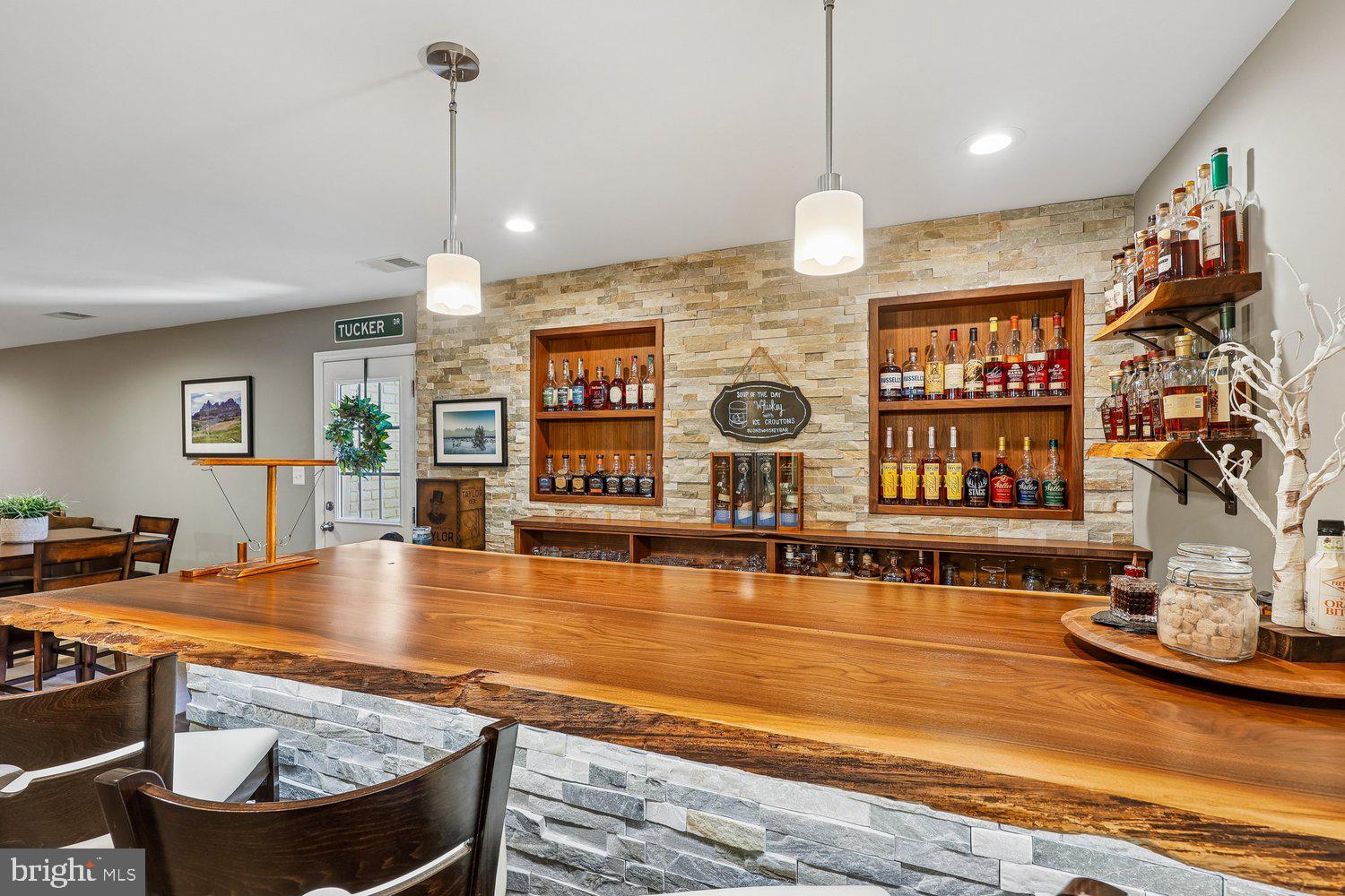 HIGHLAND MEADOWS - Residential