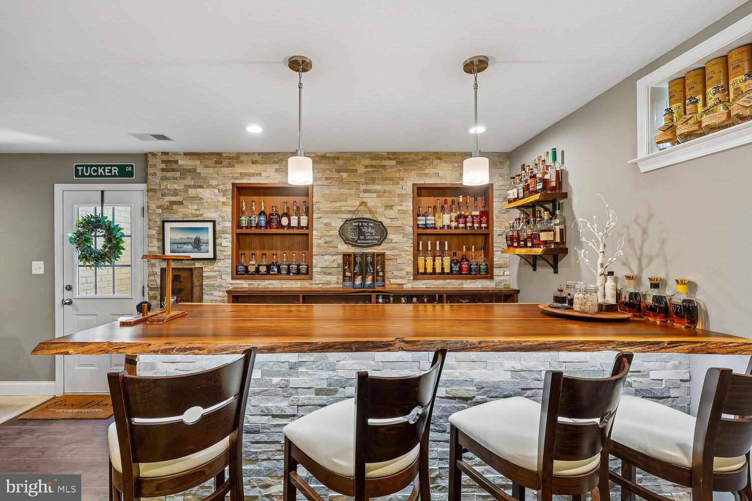 HIGHLAND MEADOWS - Residential