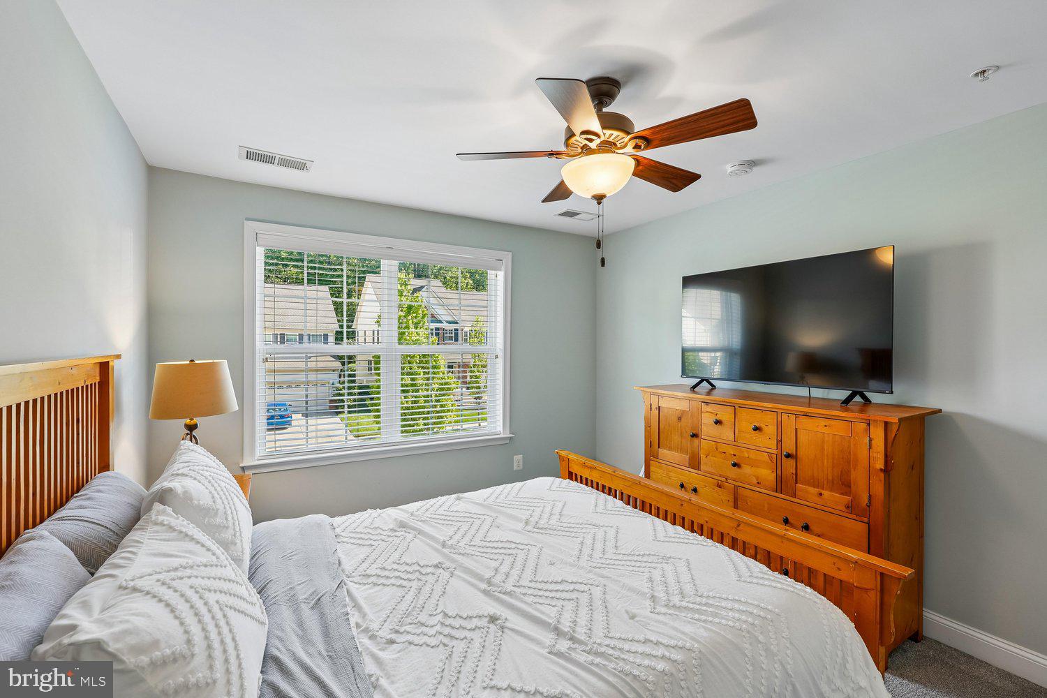 HIGHLAND MEADOWS - Residential