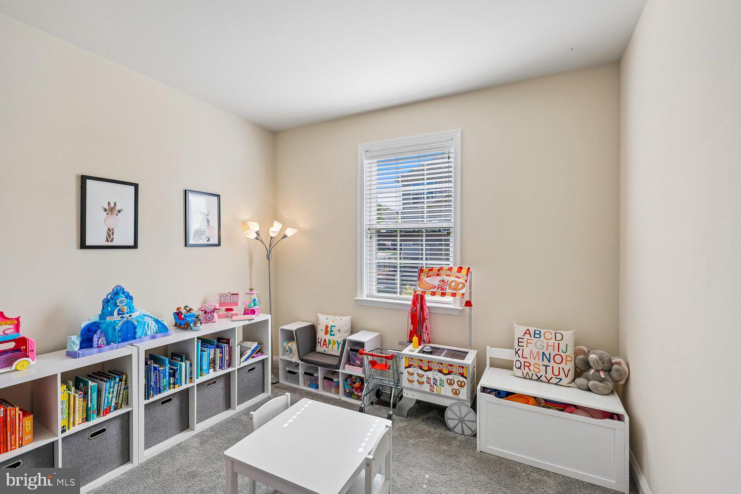 HIGHLAND MEADOWS - Residential