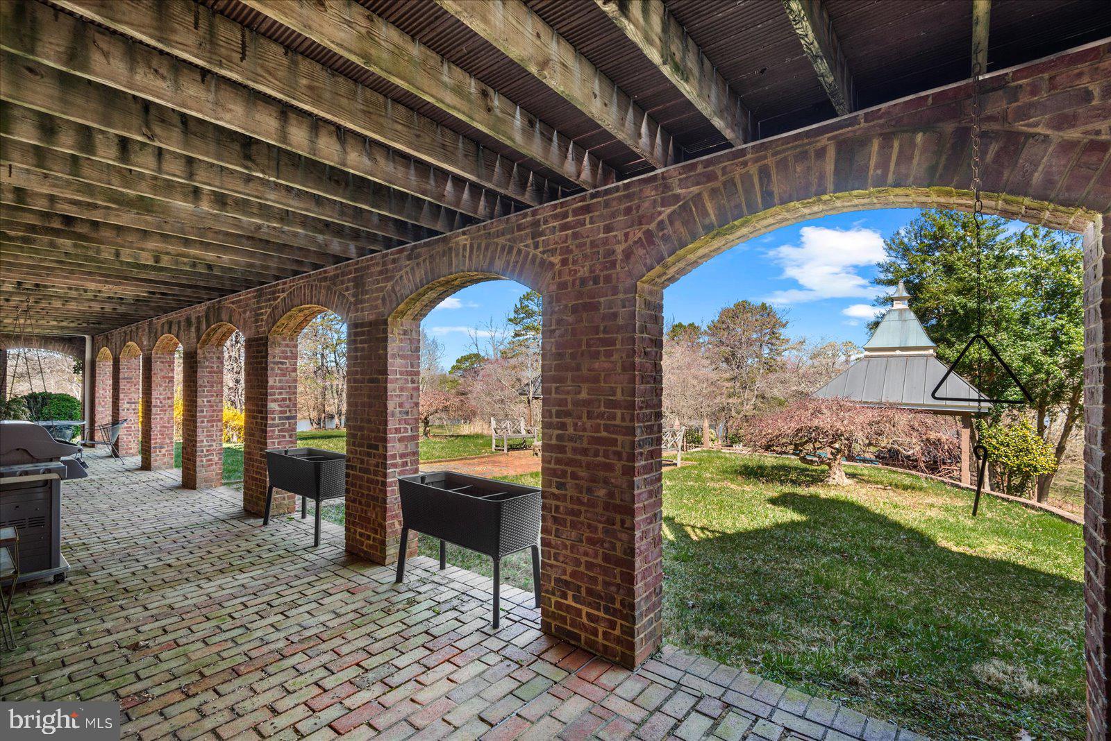 MOUNTAIN RUN LAKE - Residential