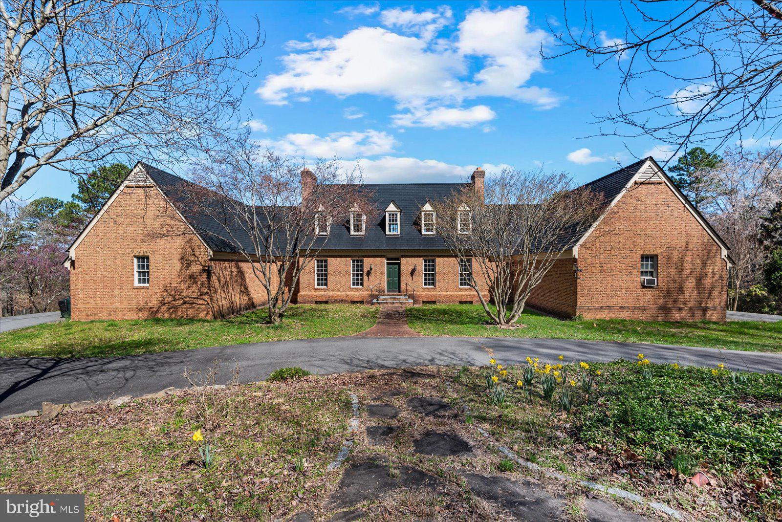 MOUNTAIN RUN LAKE - Residential
