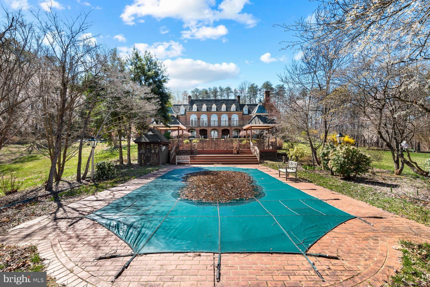 MOUNTAIN RUN LAKE - Residential