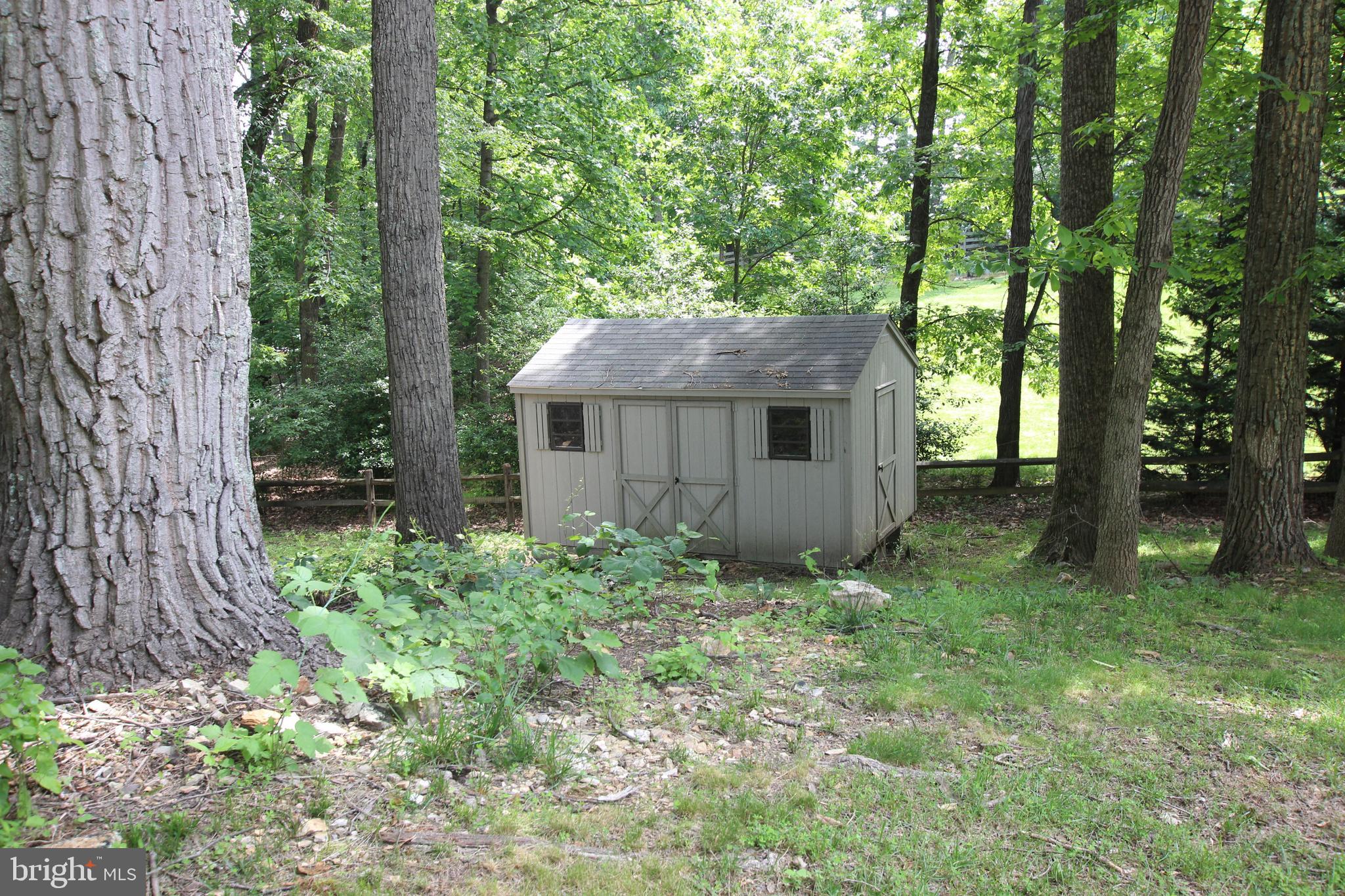 EMERALD OAKS - Residential