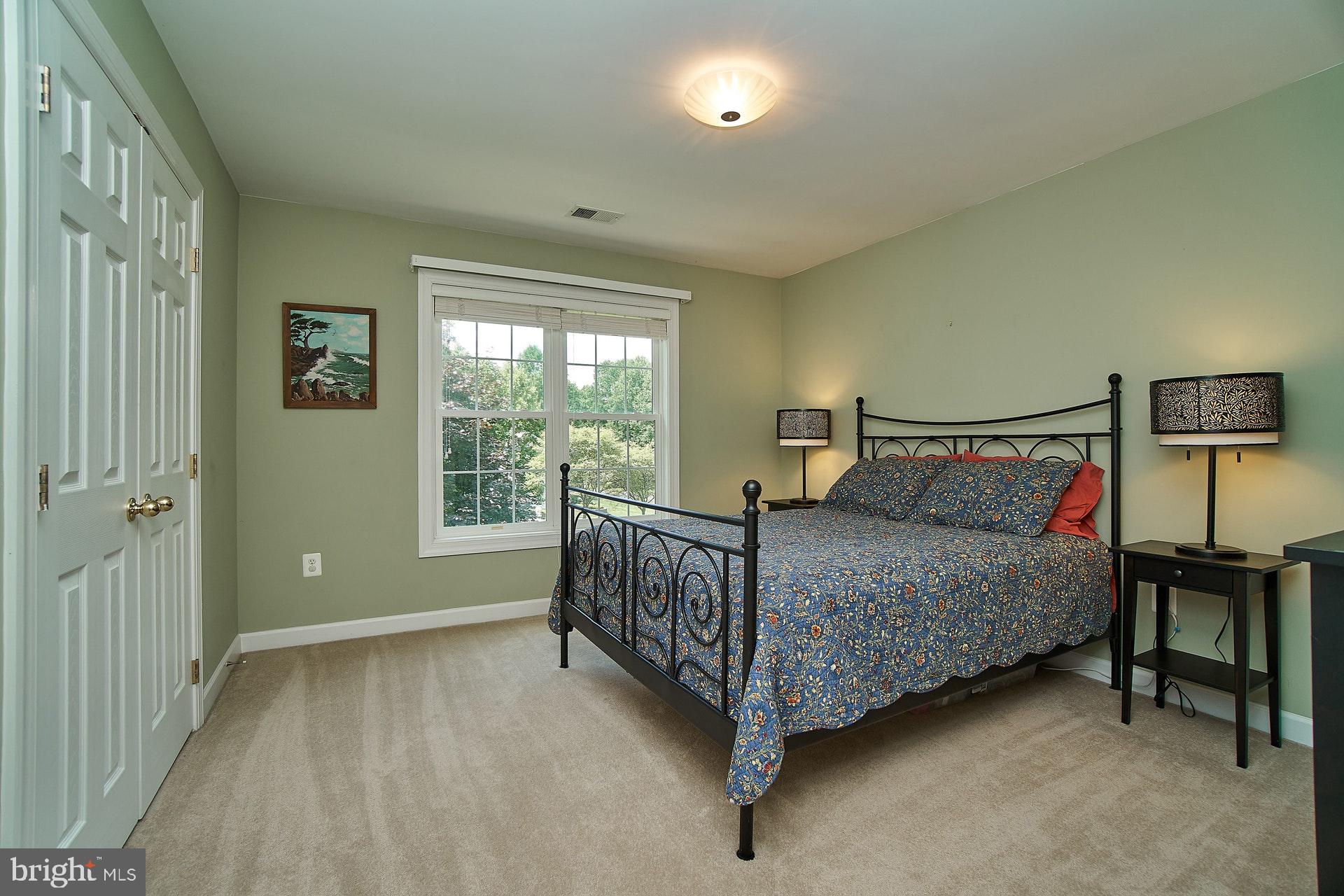 EMERALD OAKS - Residential