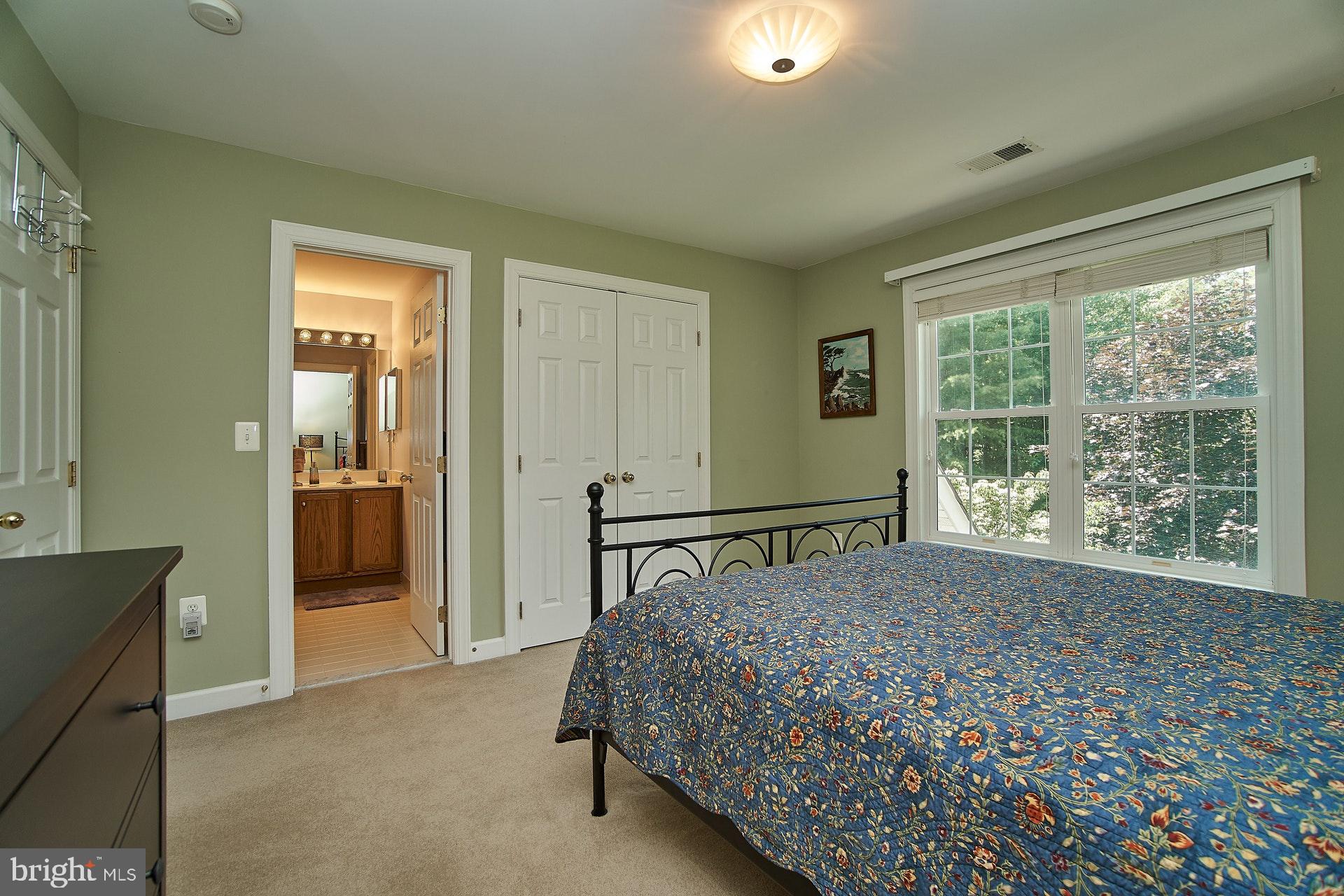 EMERALD OAKS - Residential