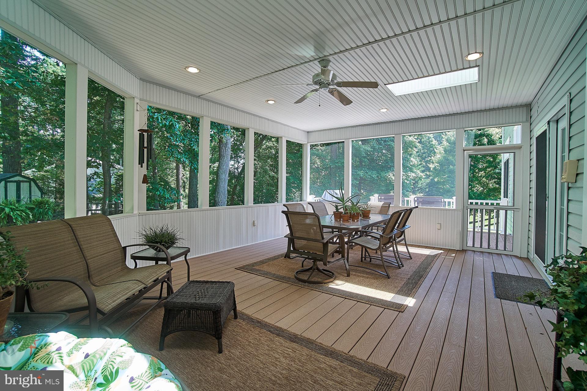 EMERALD OAKS - Residential