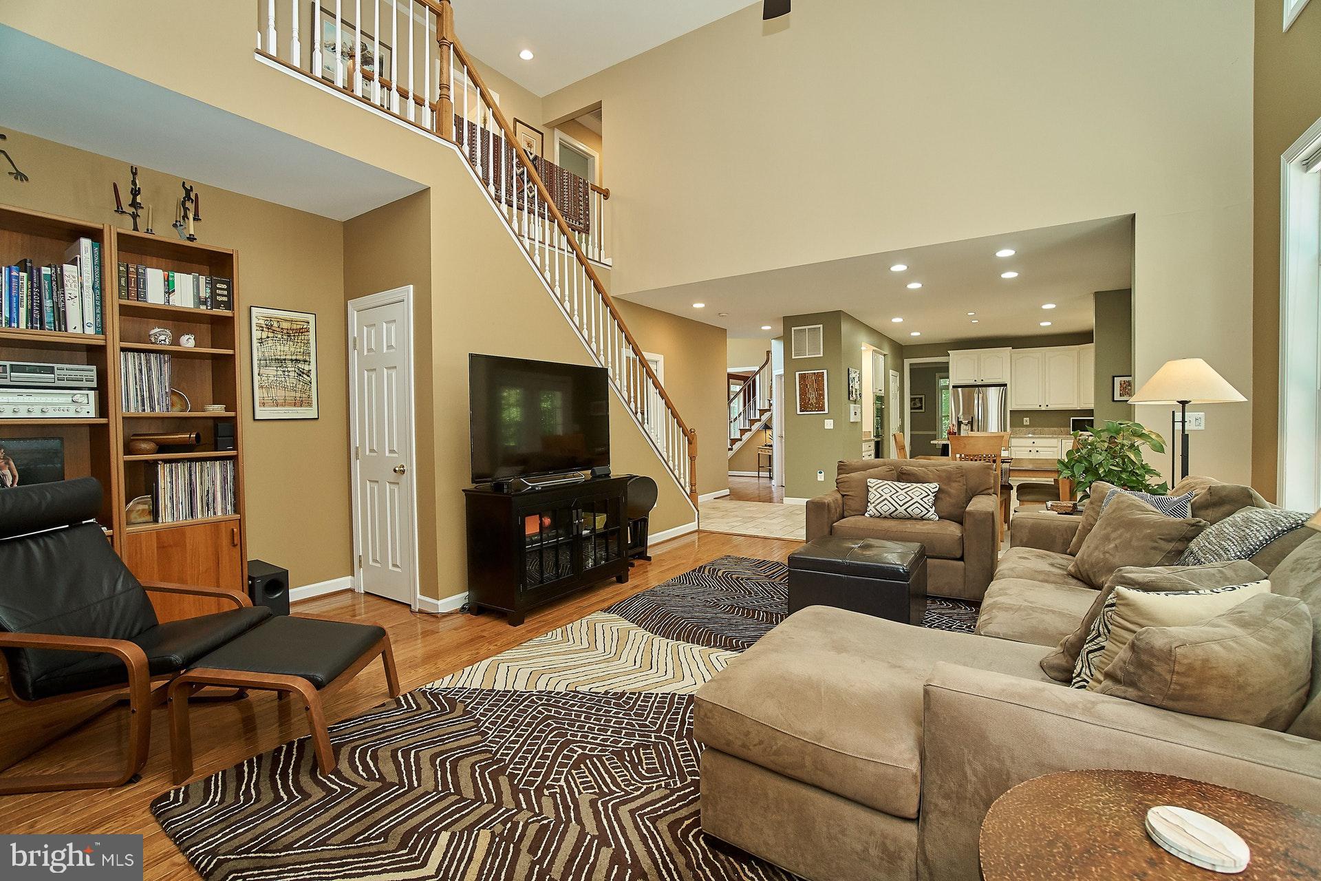 EMERALD OAKS - Residential