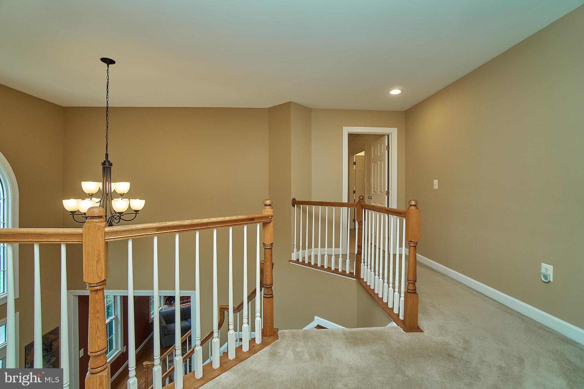 EMERALD OAKS - Residential