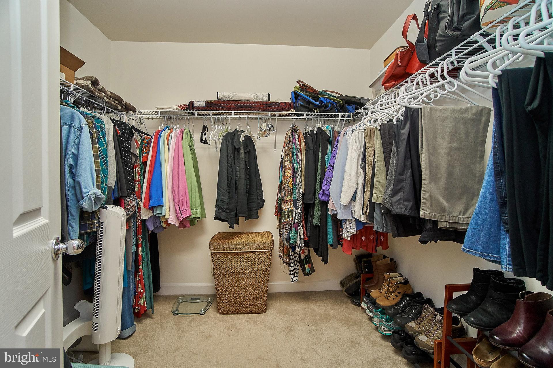 EMERALD OAKS - Residential