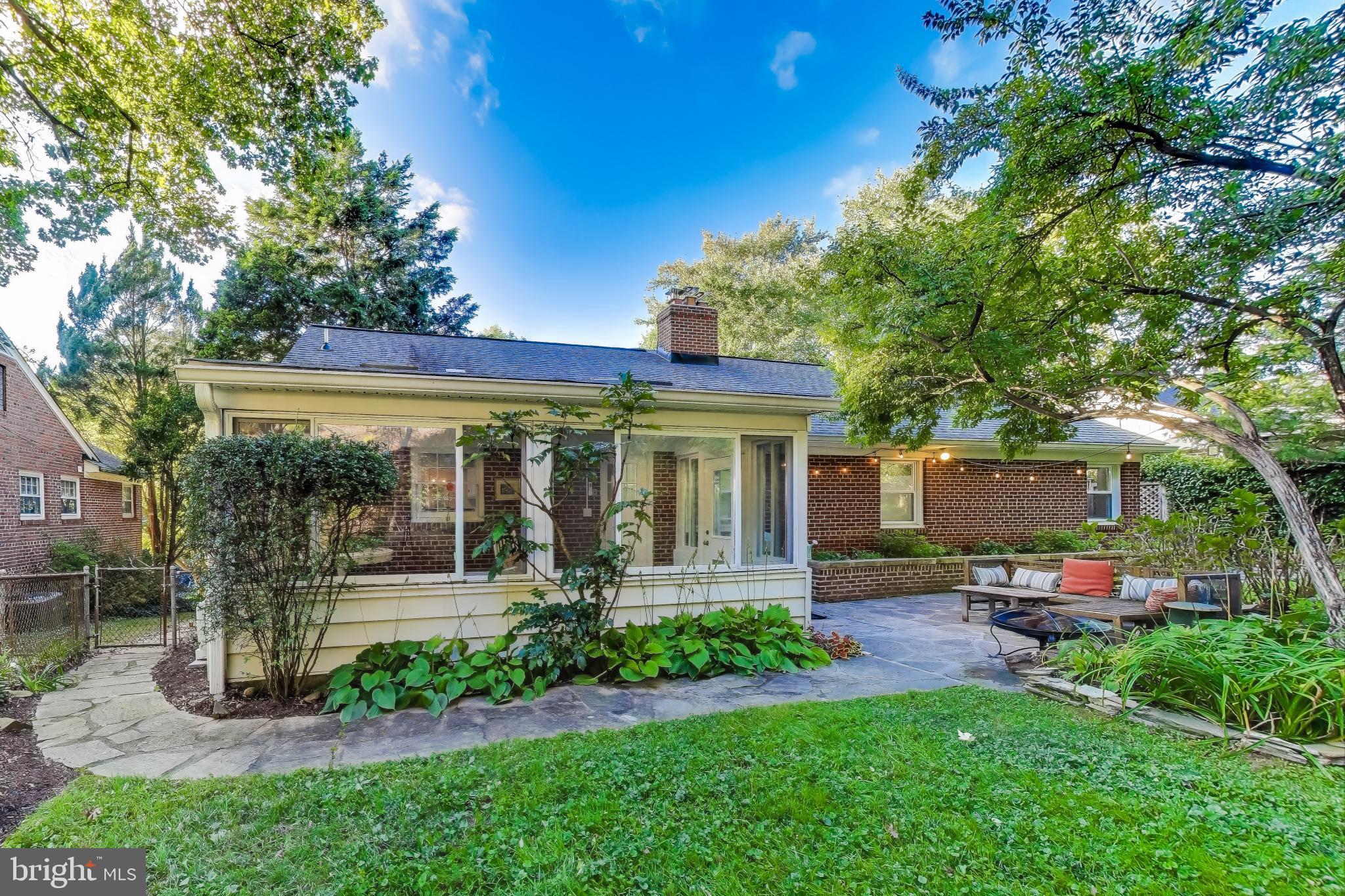 NORTH HILLS - Residential