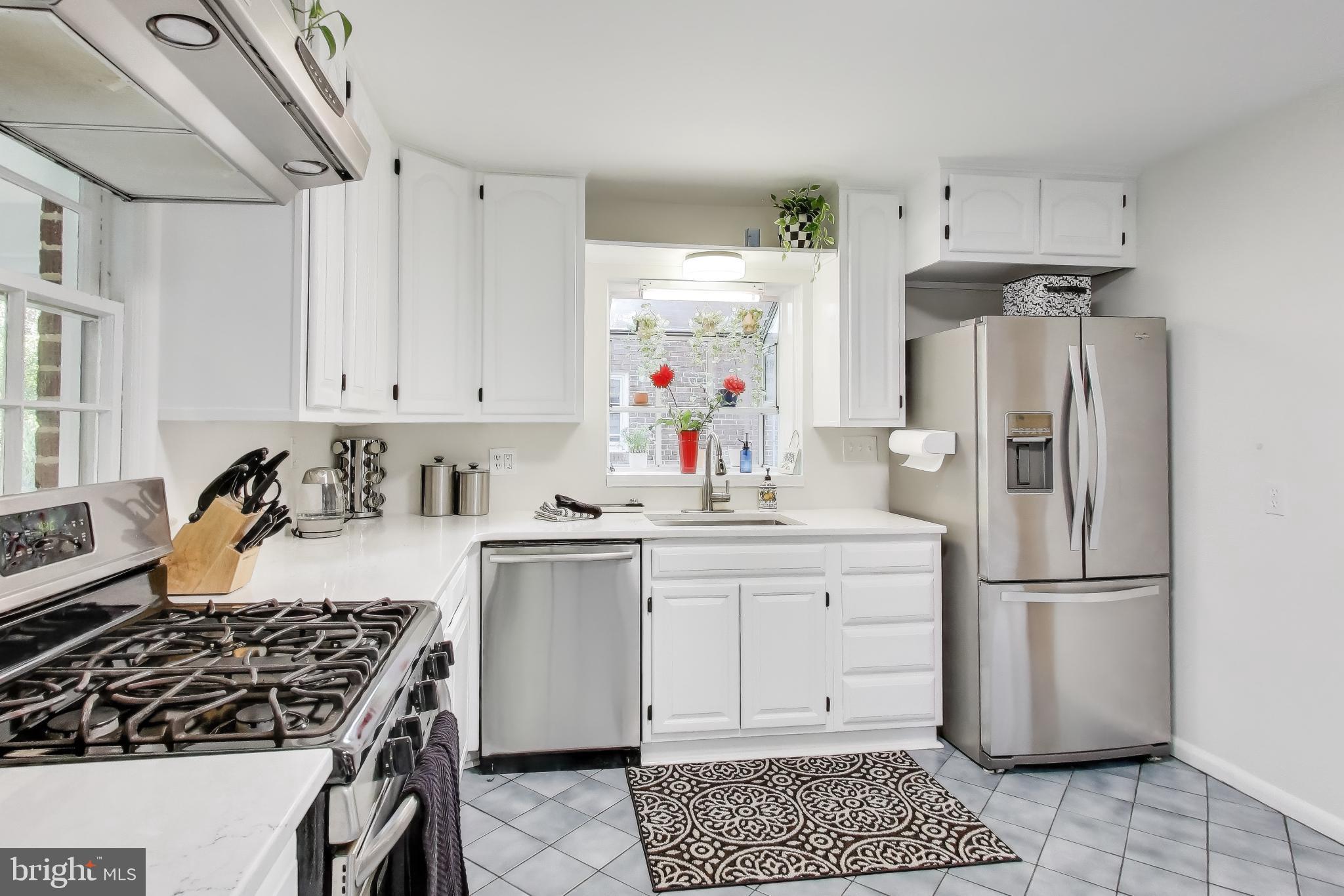 NORTH HILLS - Residential