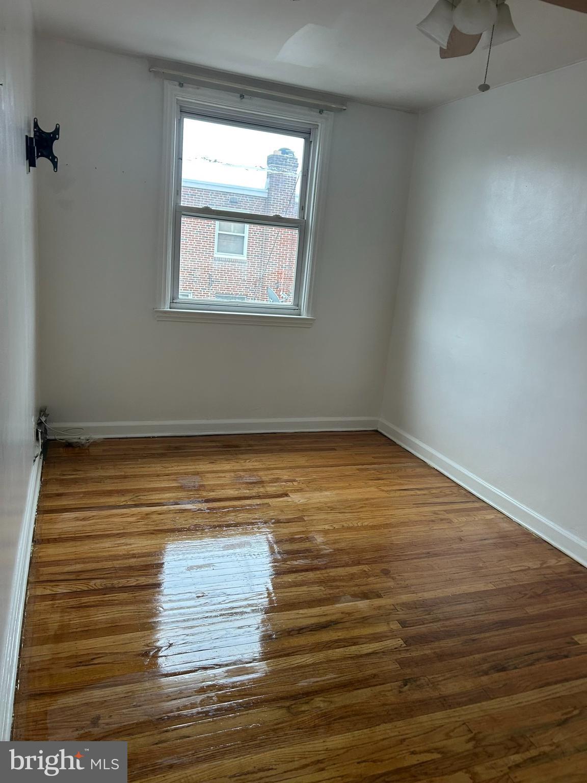 MAYFAIR (WEST) - Residential