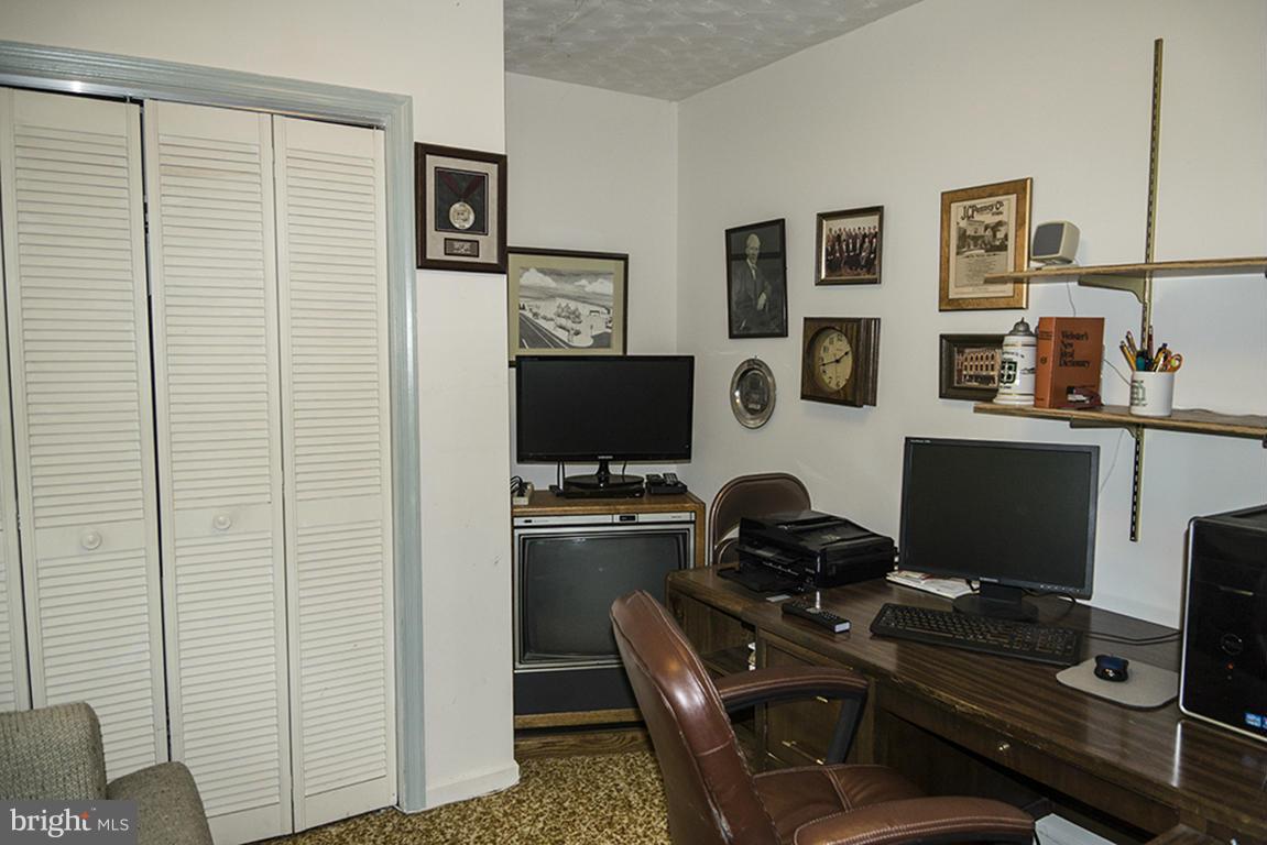 CHAPEL HILLS - Residential