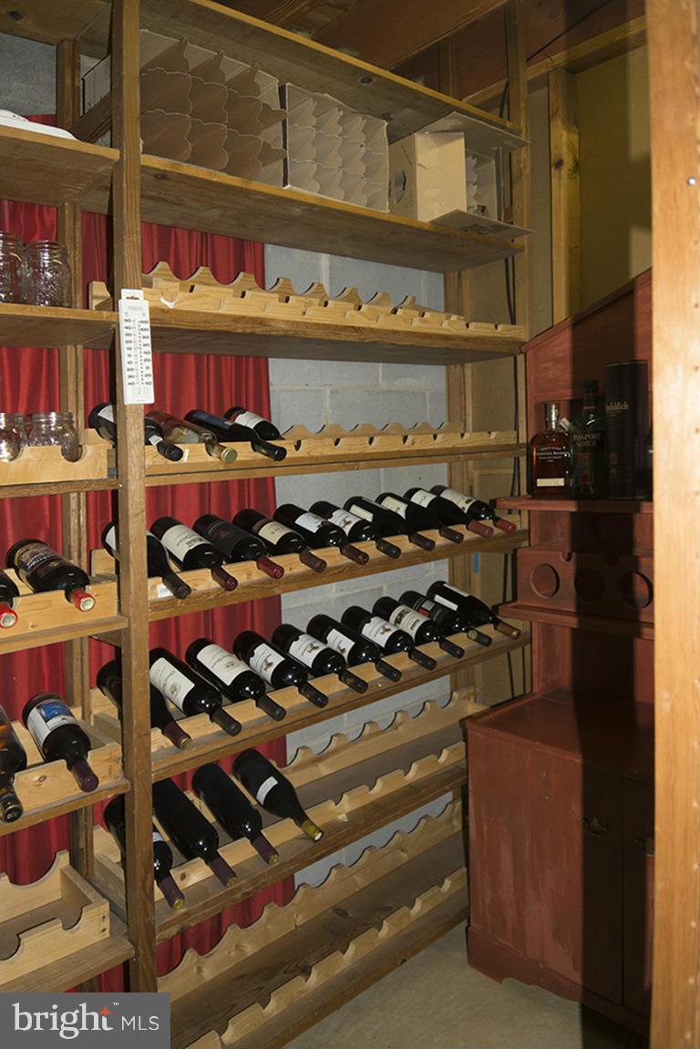 CHAPEL HILLS - Residential