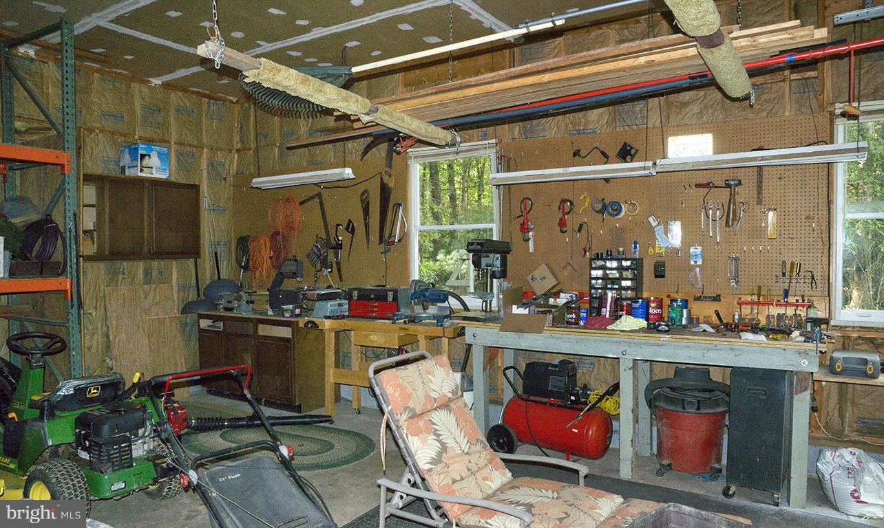 CHAPEL HILLS - Residential