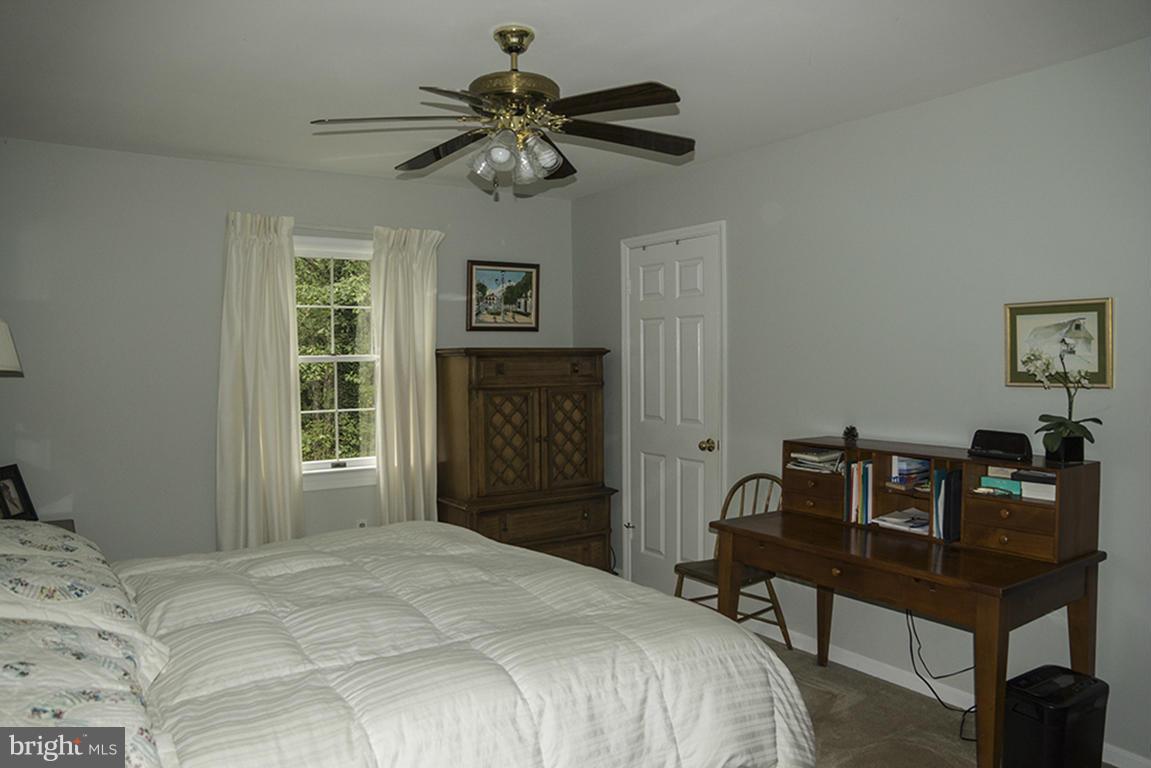 CHAPEL HILLS - Residential