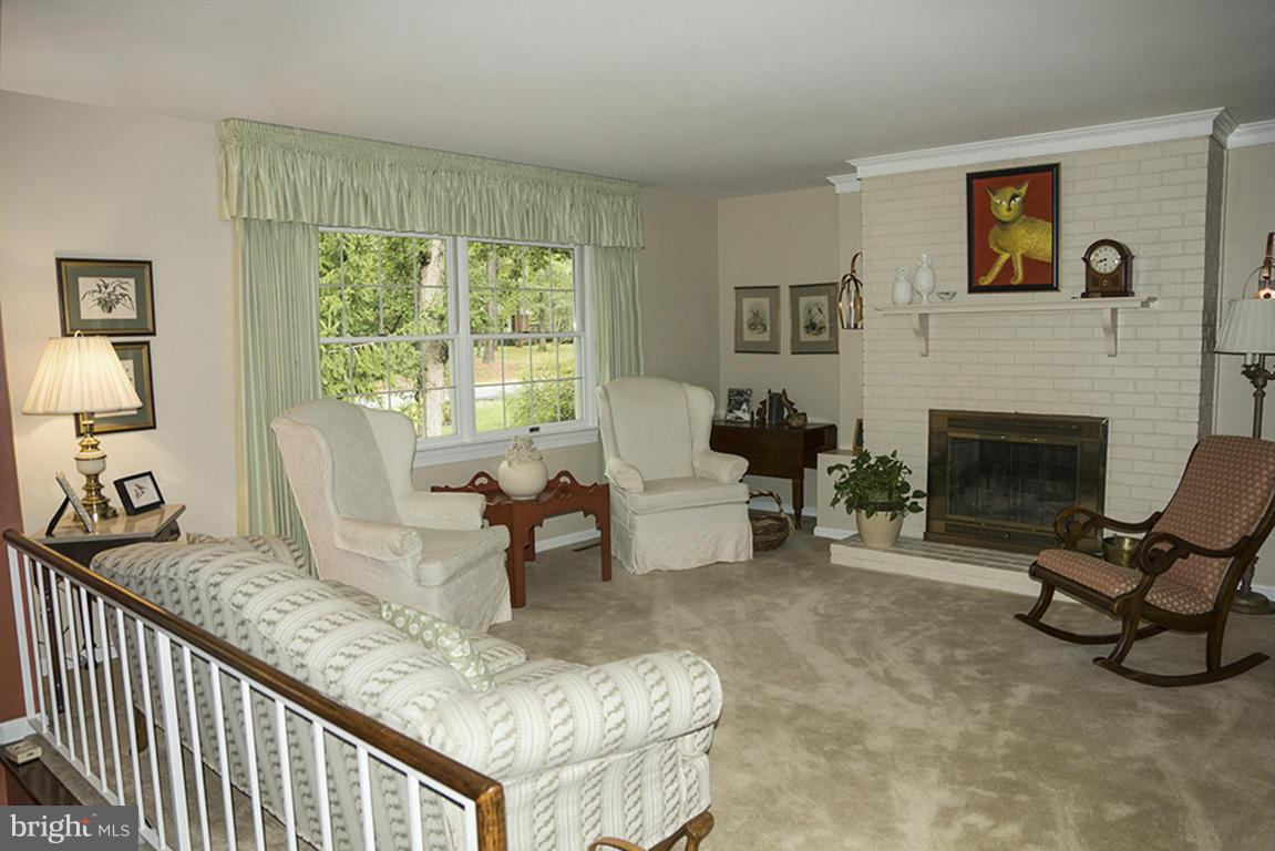 CHAPEL HILLS - Residential