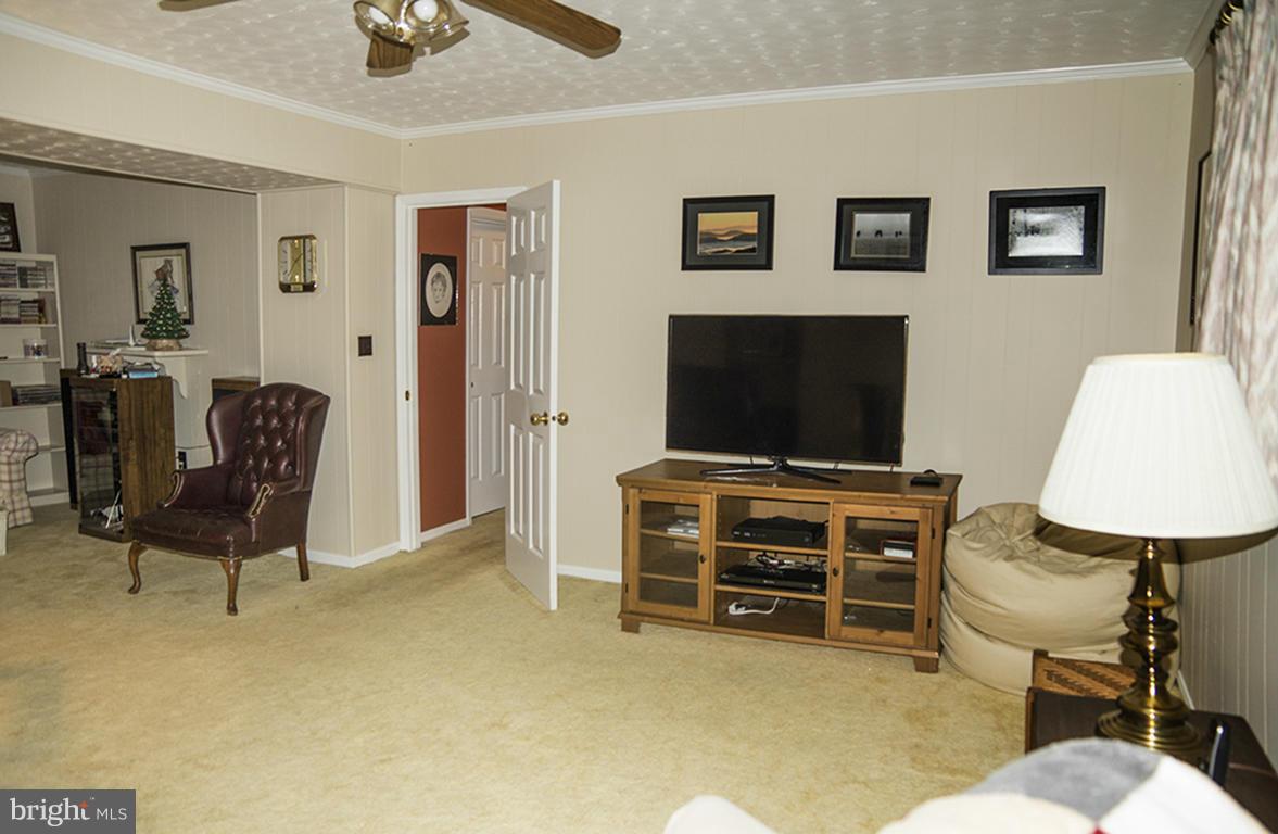 CHAPEL HILLS - Residential