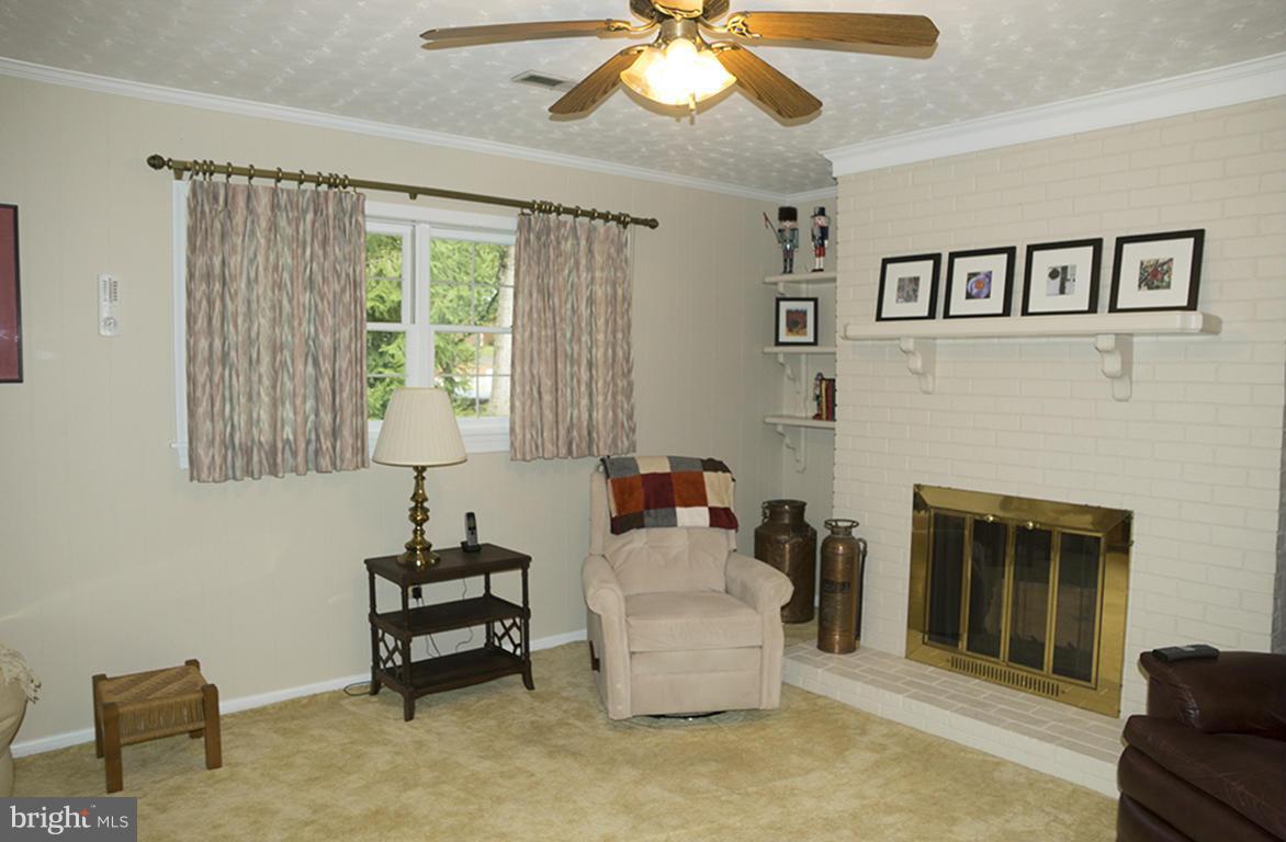 CHAPEL HILLS - Residential