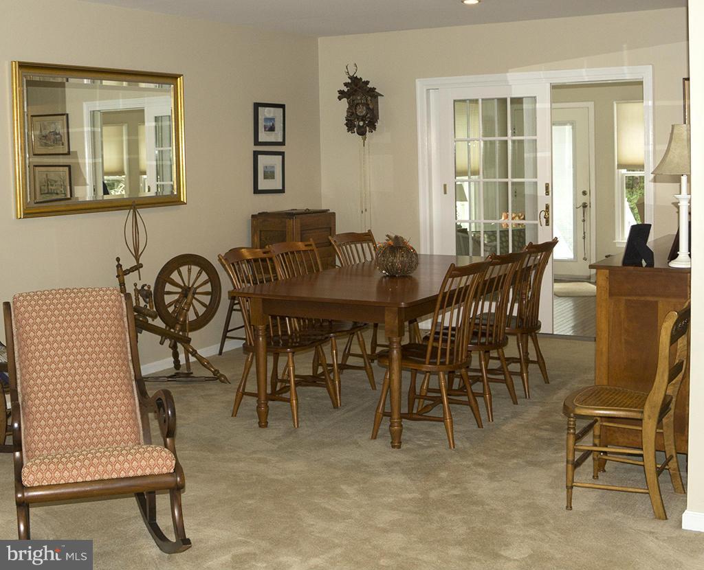 CHAPEL HILLS - Residential