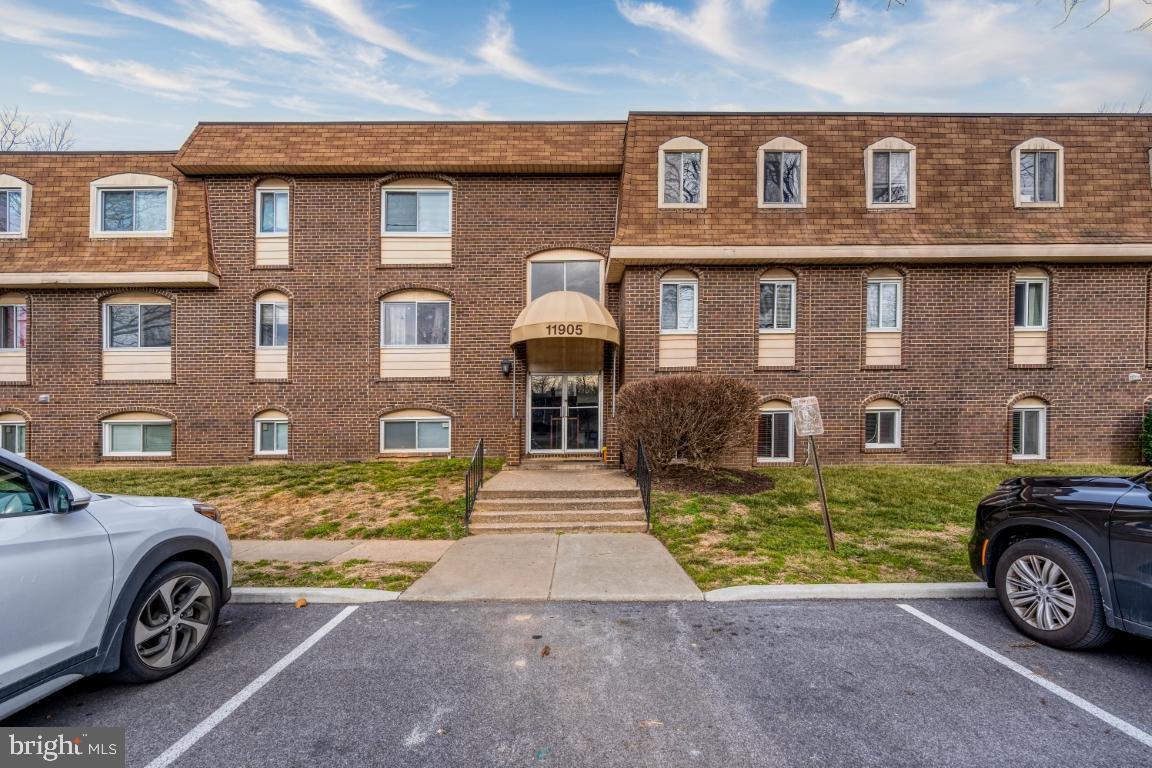 GARDENS AT OWINGS MILLS - Residential Lease