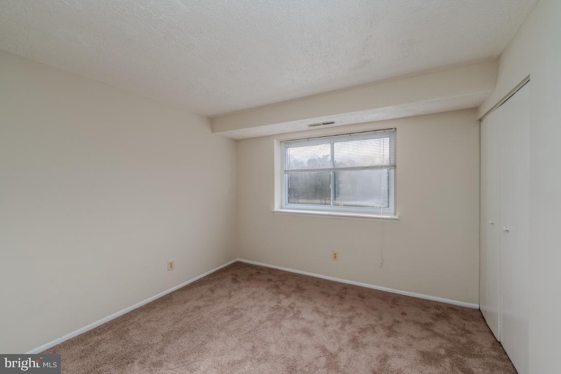 GARDENS AT OWINGS MILLS - Residential Lease