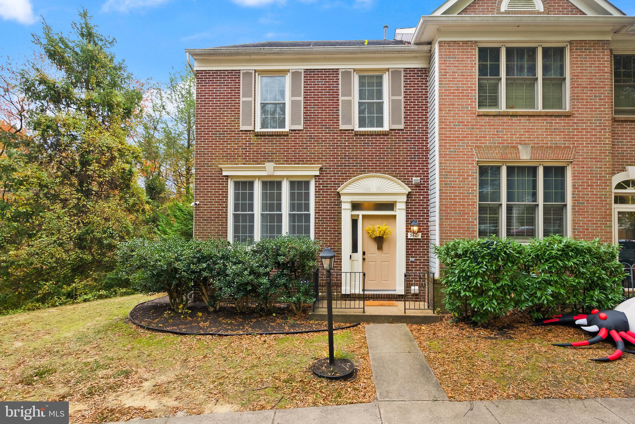 HUNTLEY MEADOWS - Residential