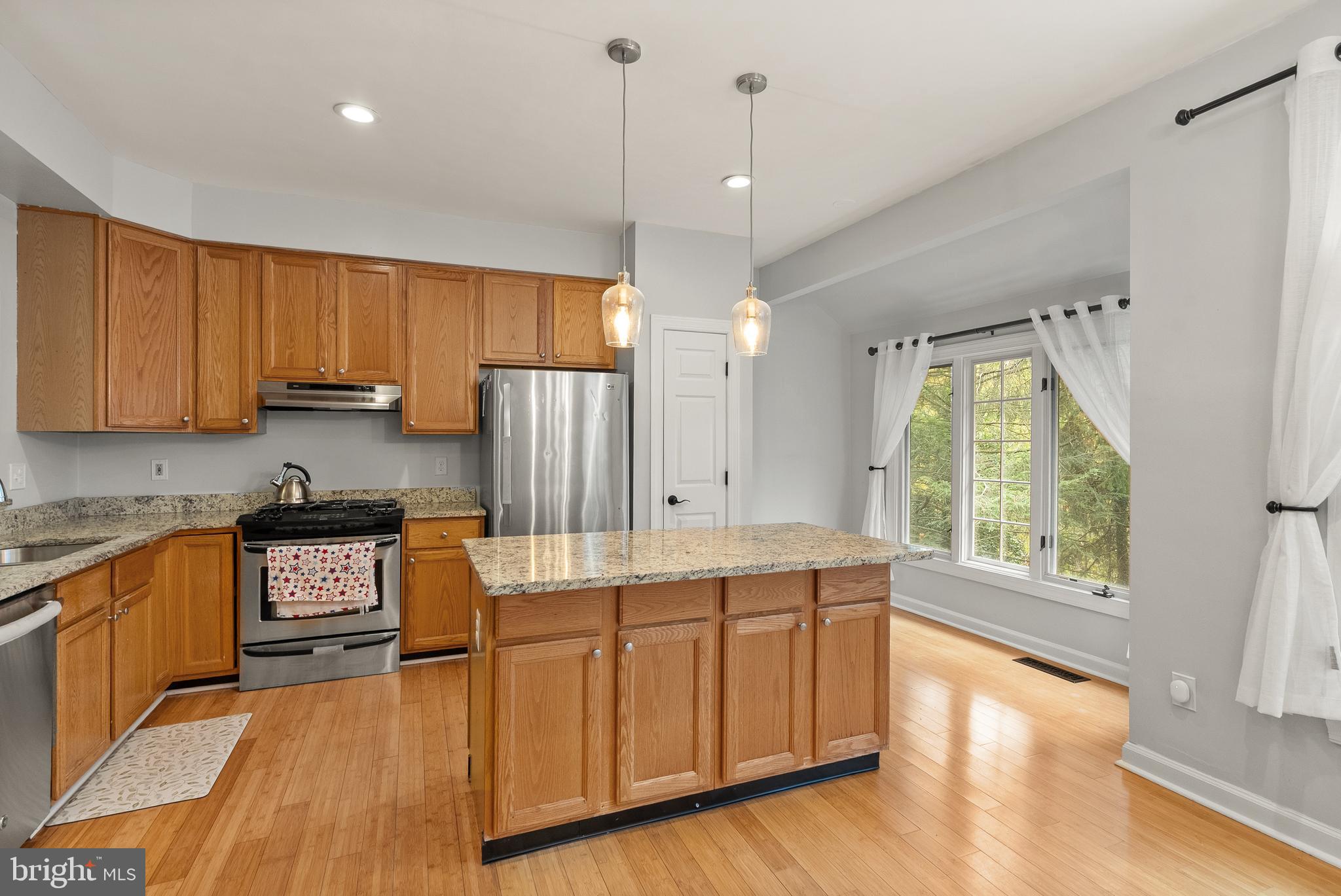 HUNTLEY MEADOWS - Residential