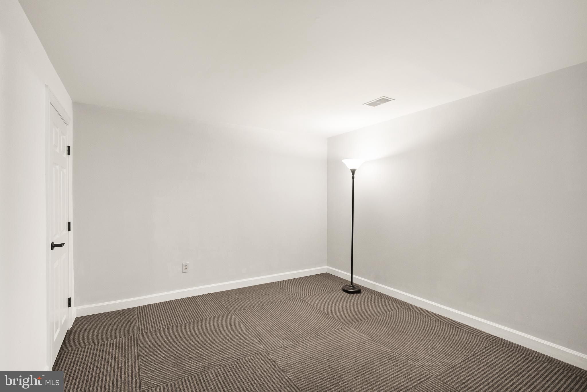 HUNTLEY MEADOWS - Residential