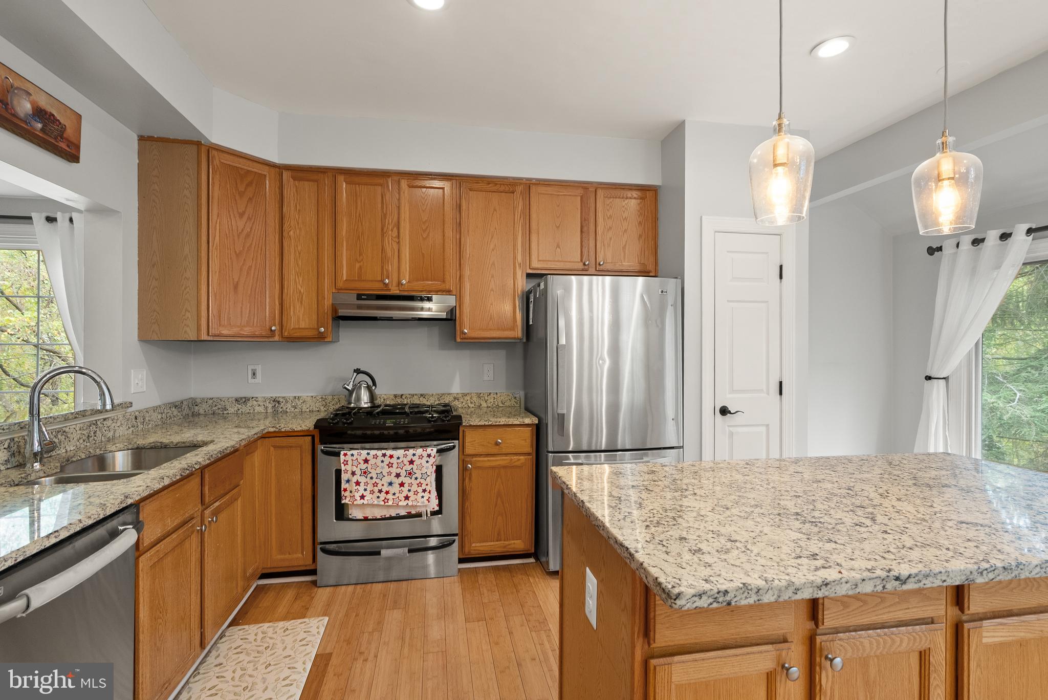 HUNTLEY MEADOWS - Residential