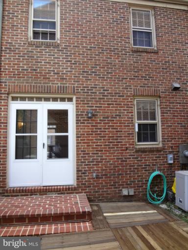 VIRGINIA VILLAGE - Residential Lease