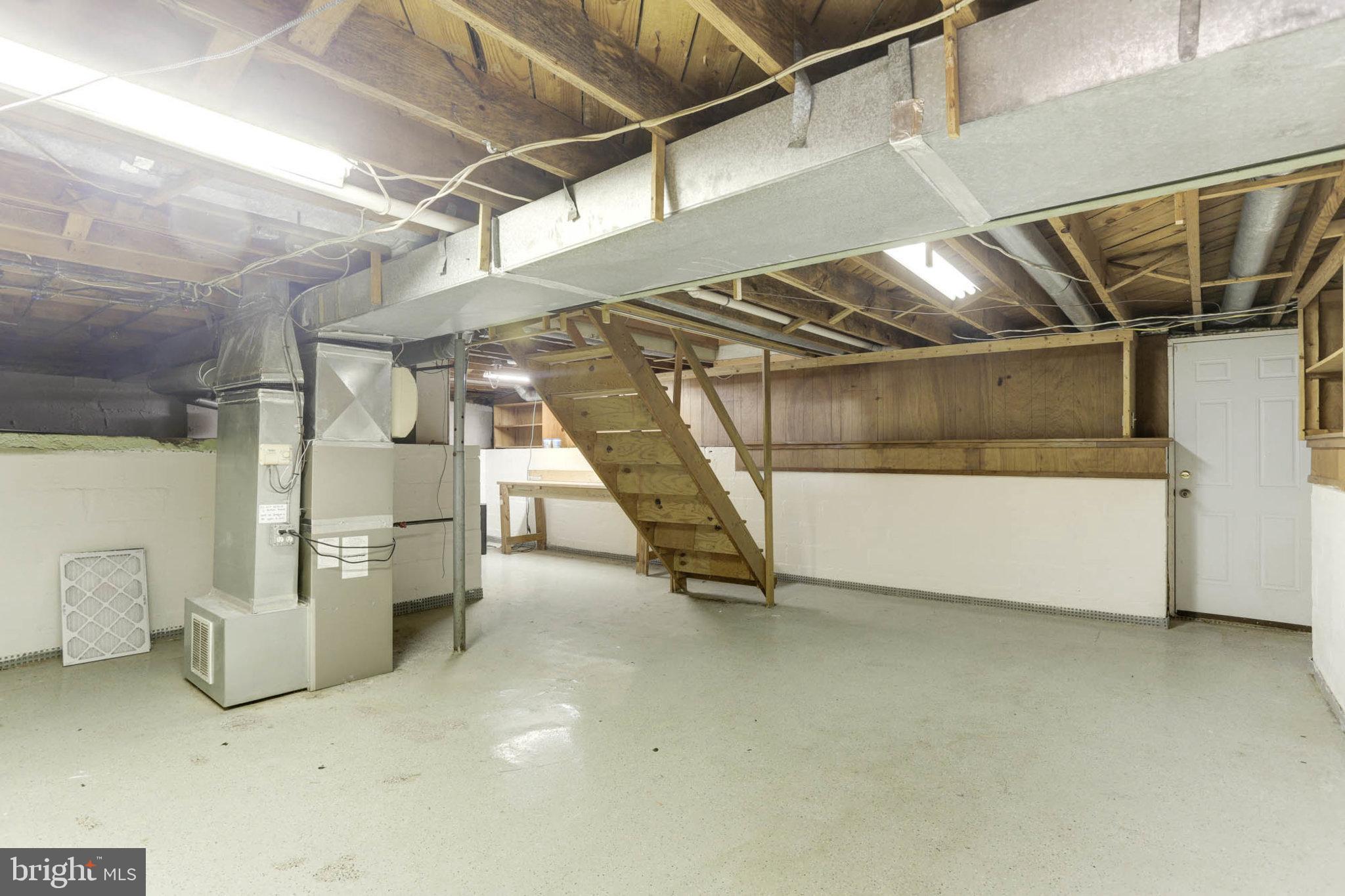 TWINBROOK - Residential Lease