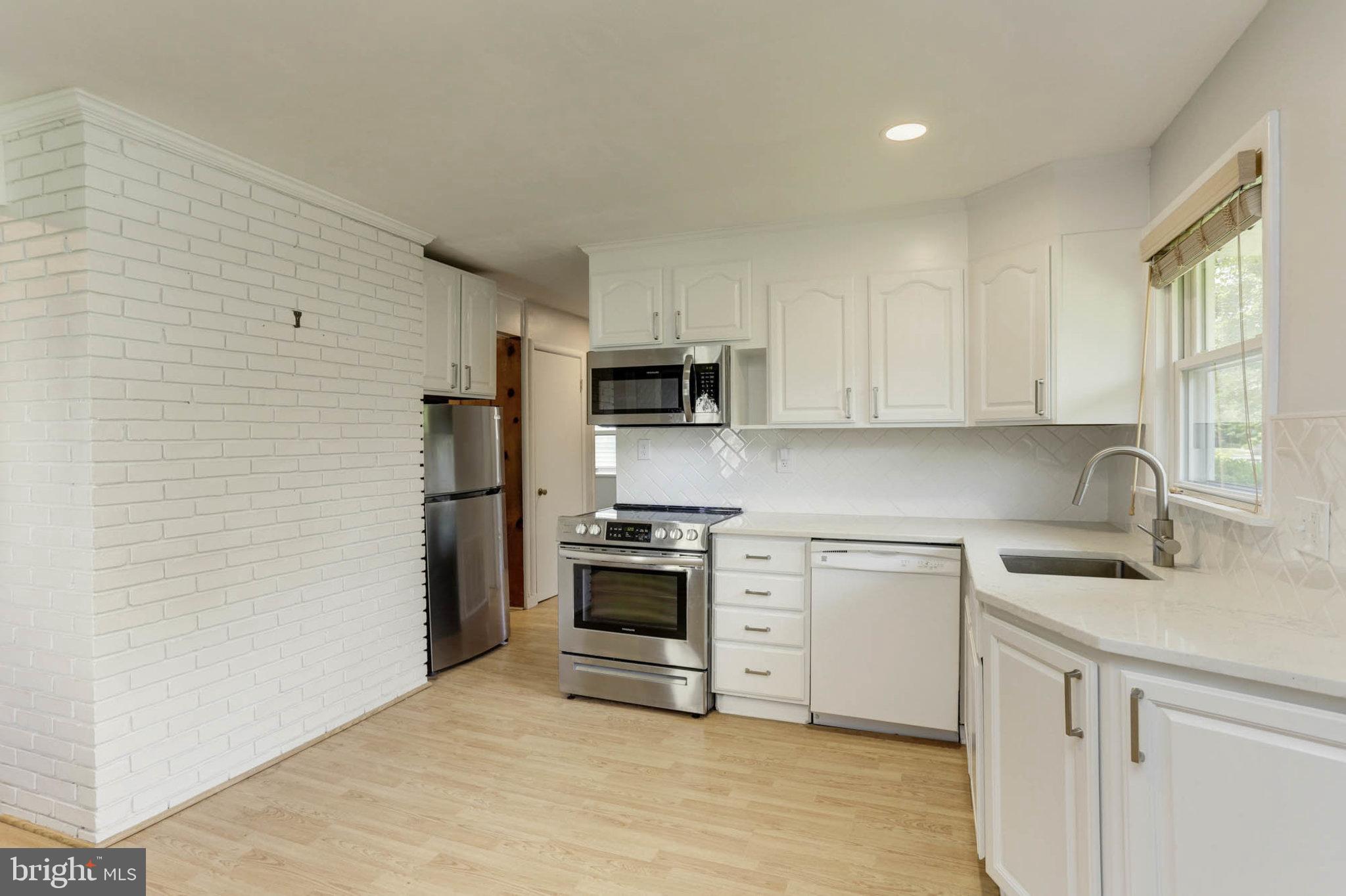 TWINBROOK - Residential Lease