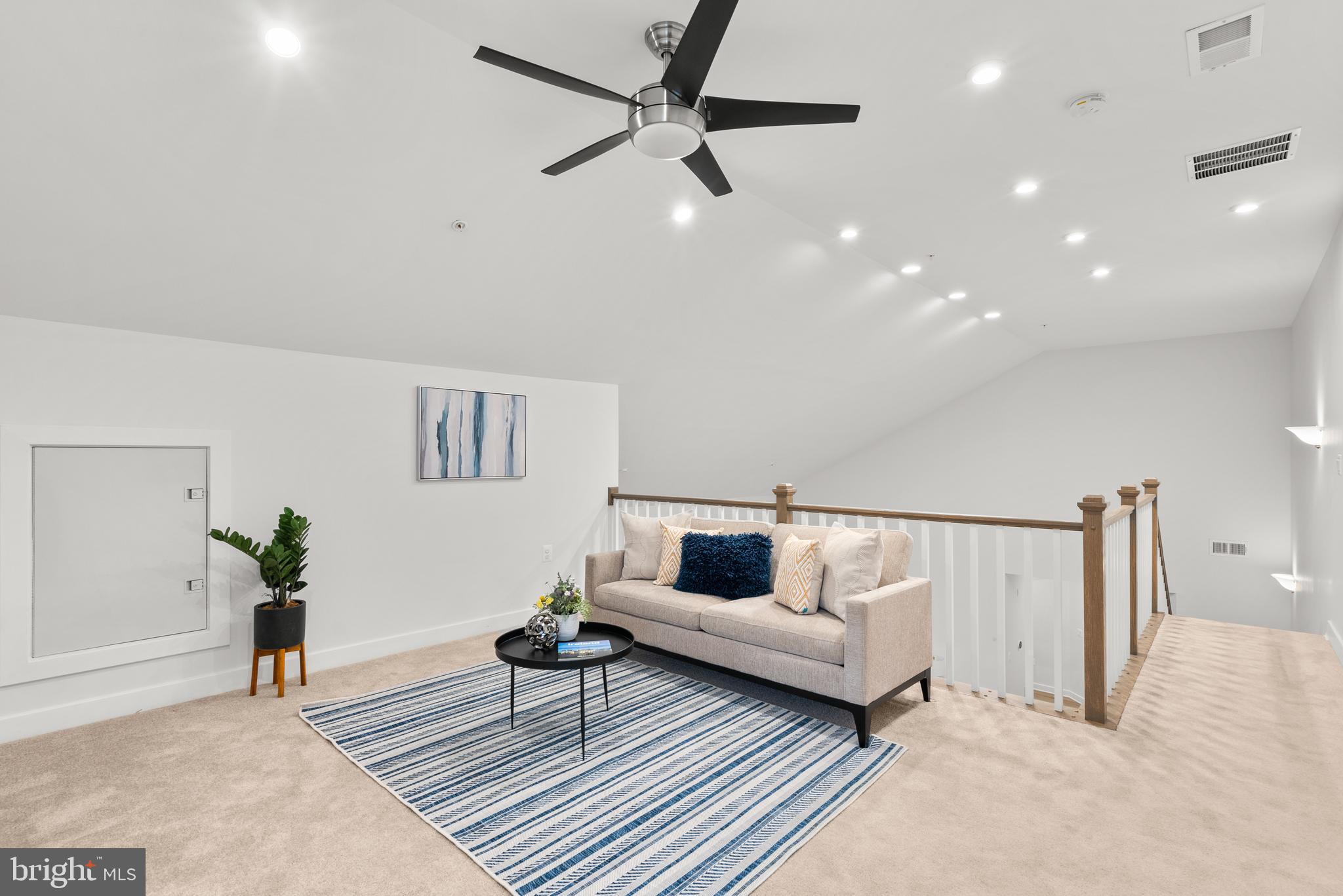 THE WOODLANDS - Residential