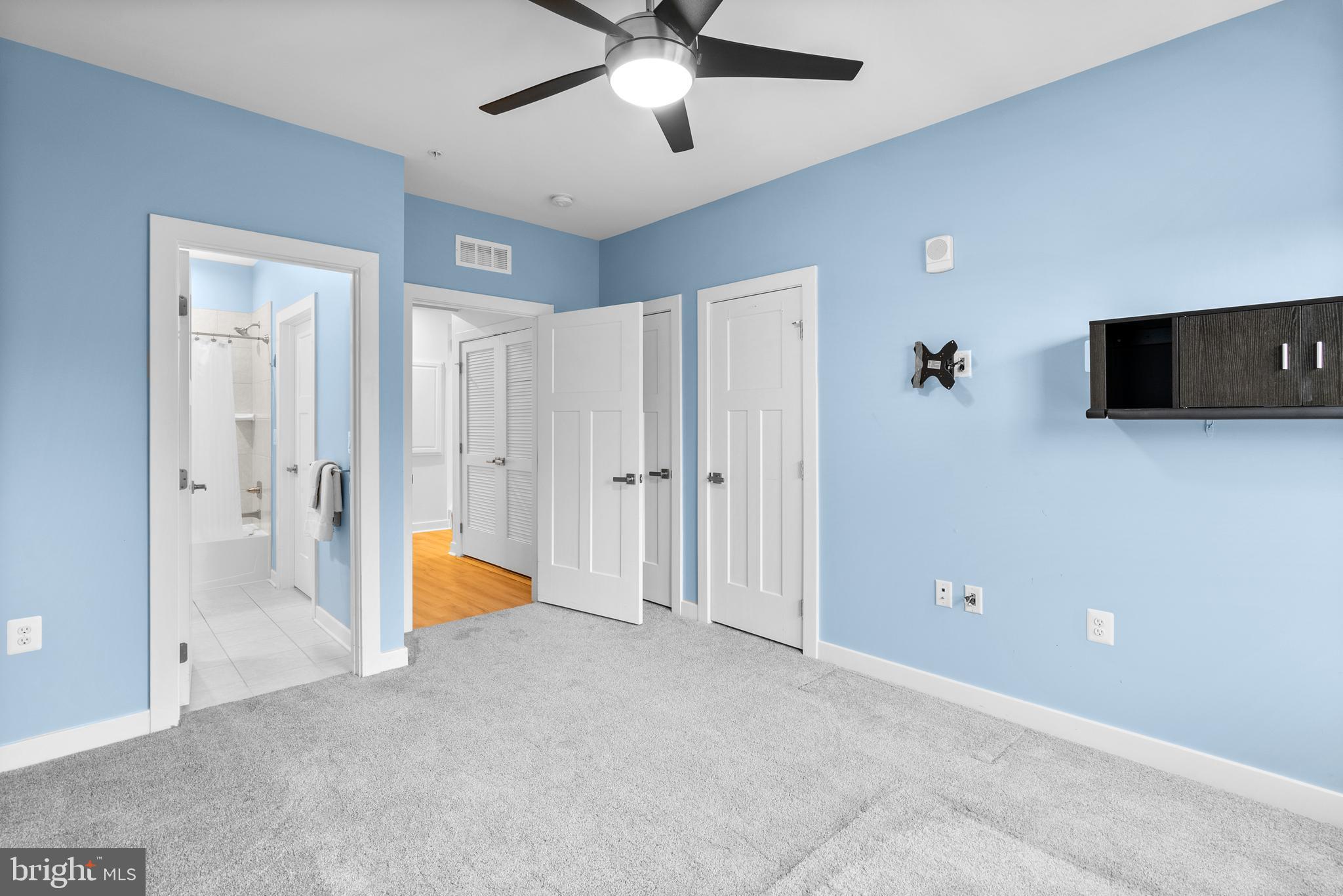 THE WOODLANDS - Residential