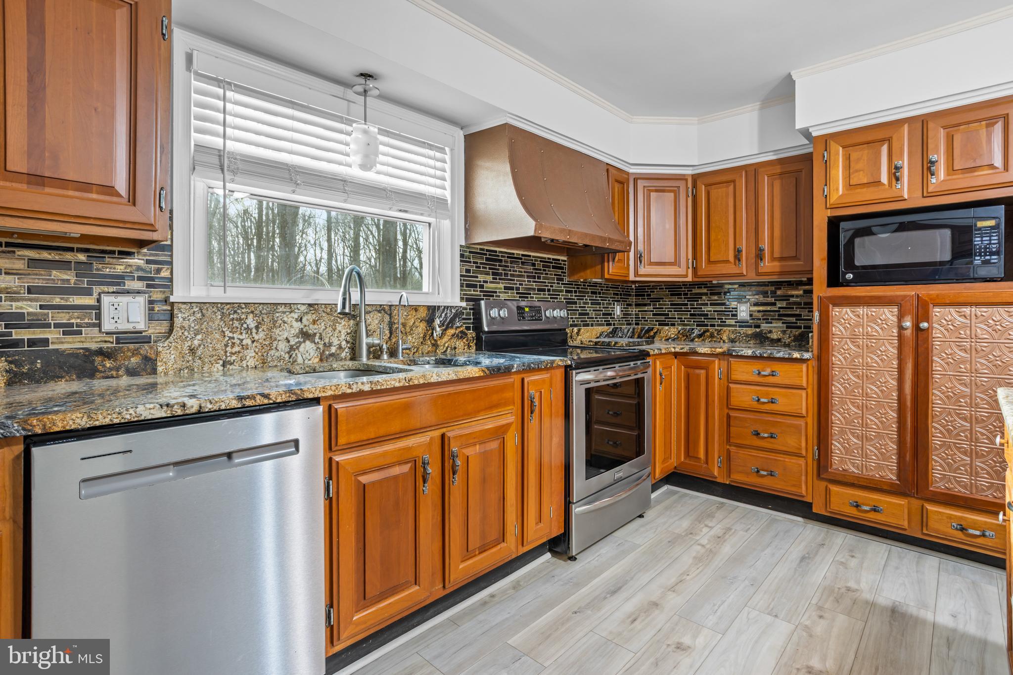 DUNKIRK WOODS - Residential