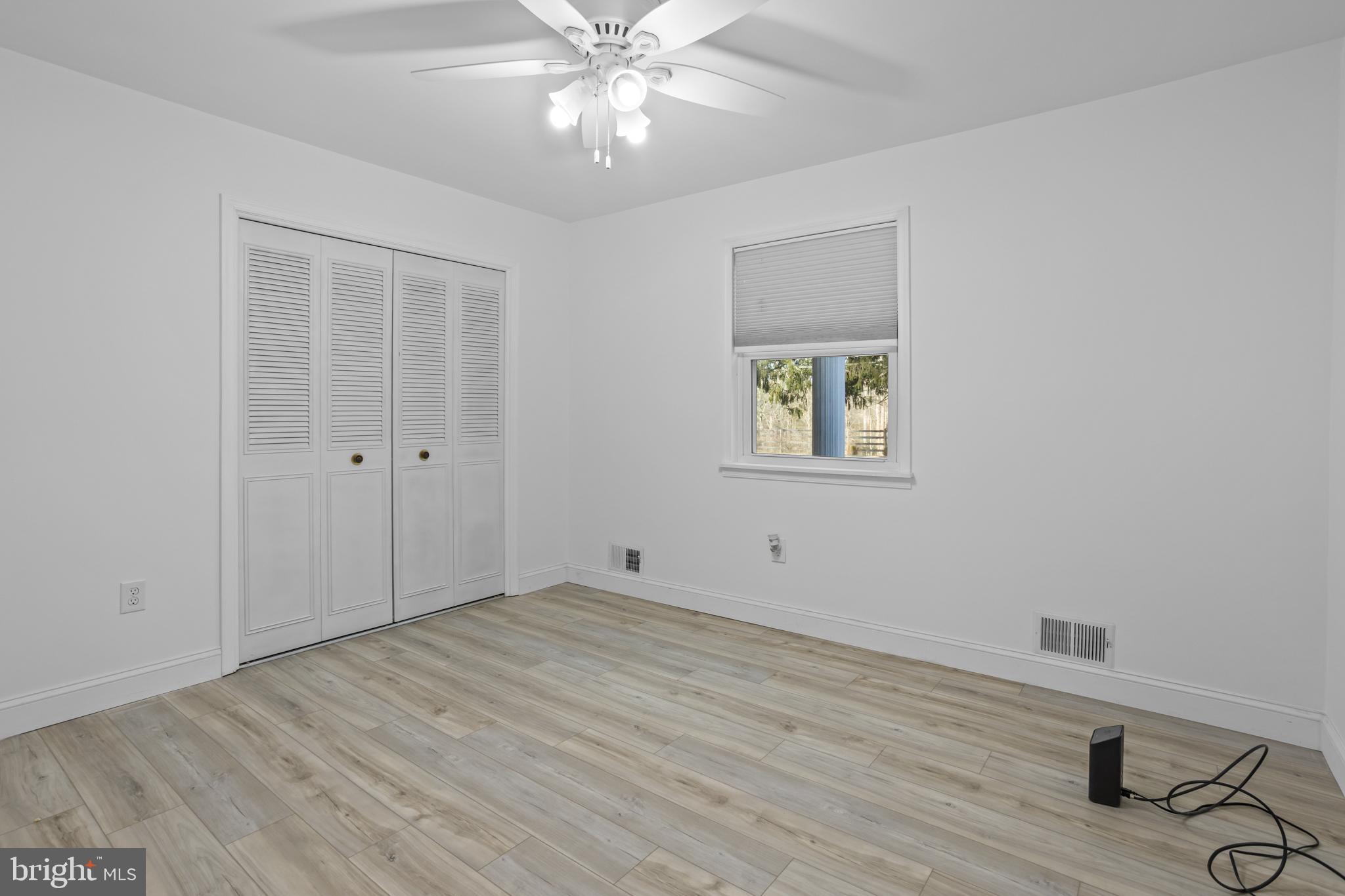 DUNKIRK WOODS - Residential