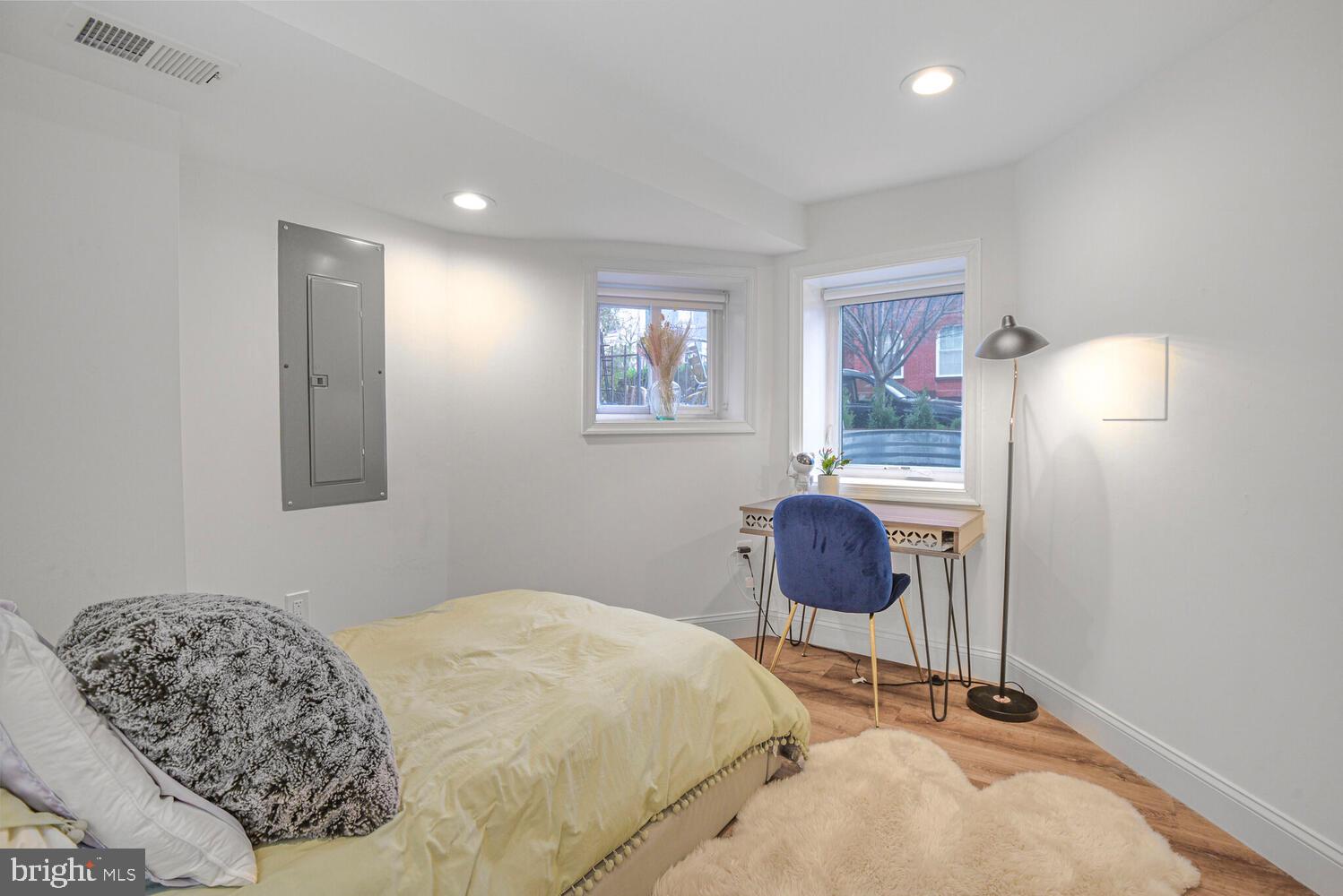 BLOOMINGDALE - Residential Lease