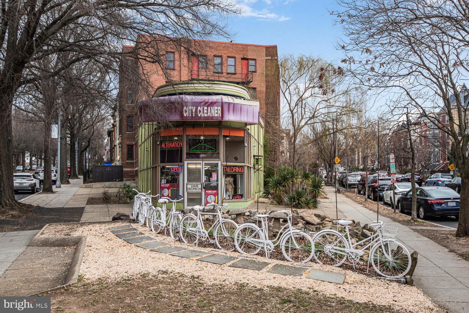 BLOOMINGDALE - Residential Lease
