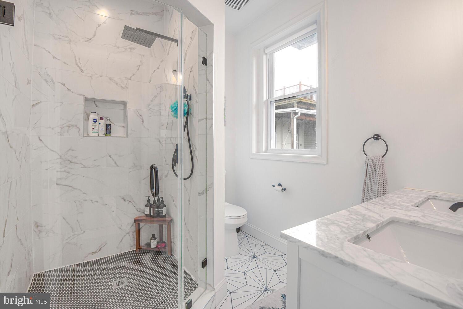 BLOOMINGDALE - Residential Lease