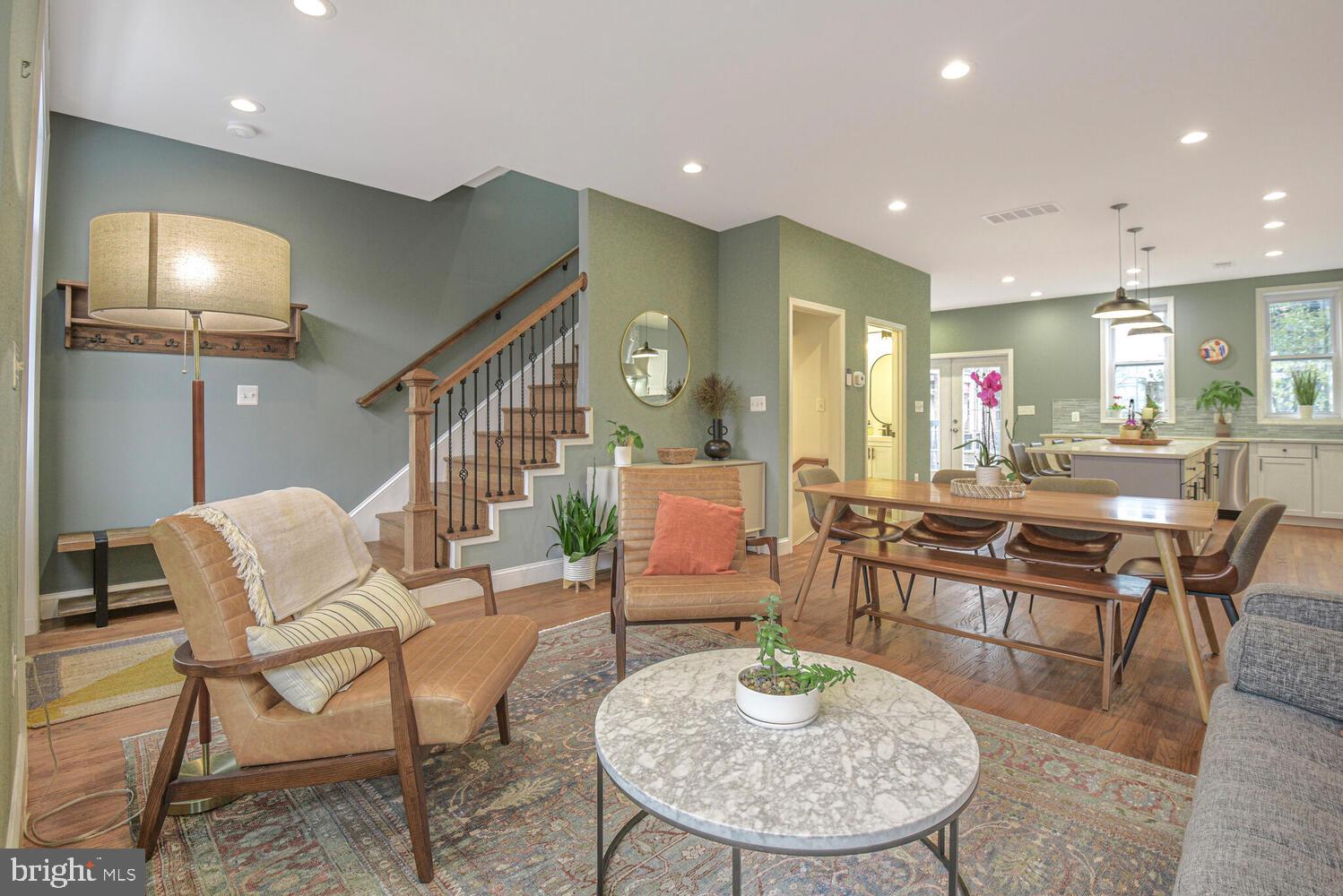 BLOOMINGDALE - Residential Lease